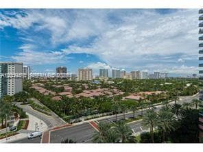 19333 Collins Ave 1109 photo 25