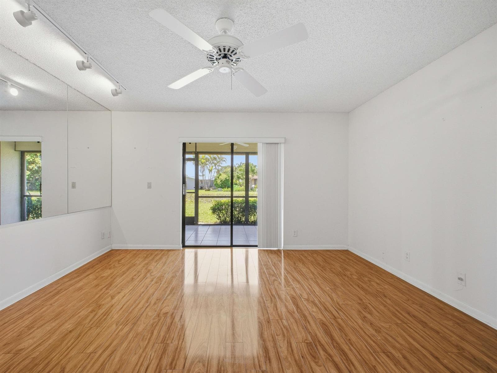 6200 Kings Gate Circle photo 20