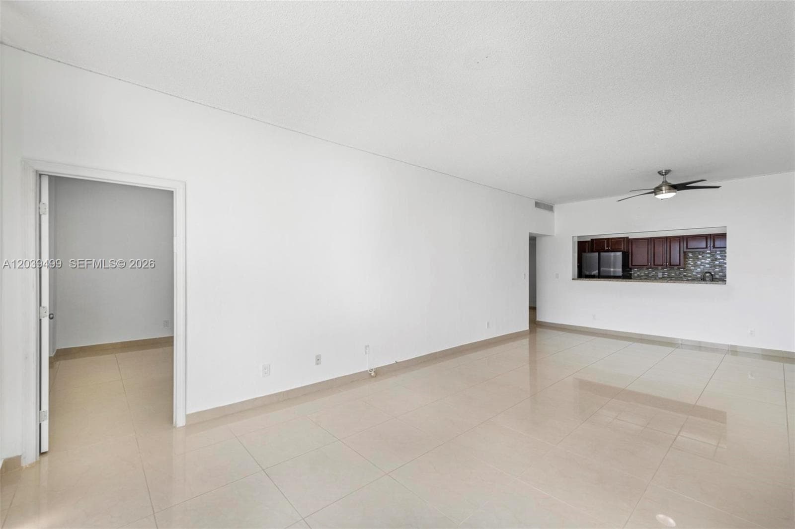 19380 Collins Ave PH-6 photo 12