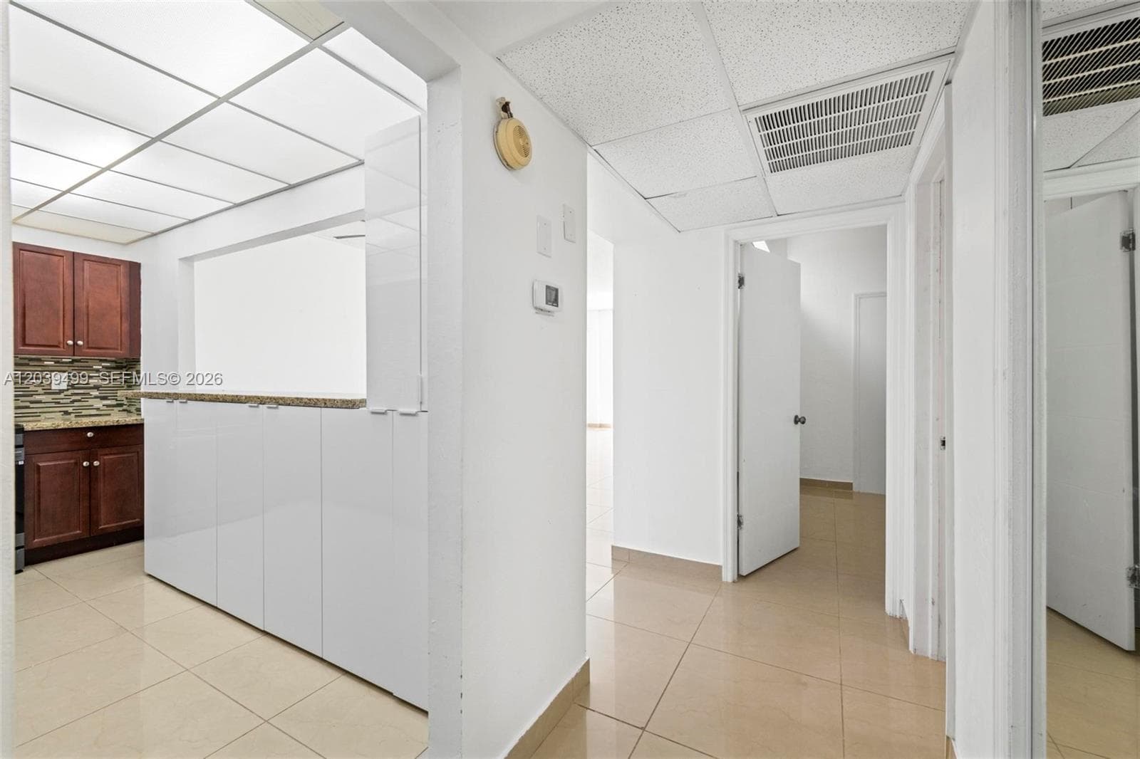 19380 Collins Ave PH-6 photo 5