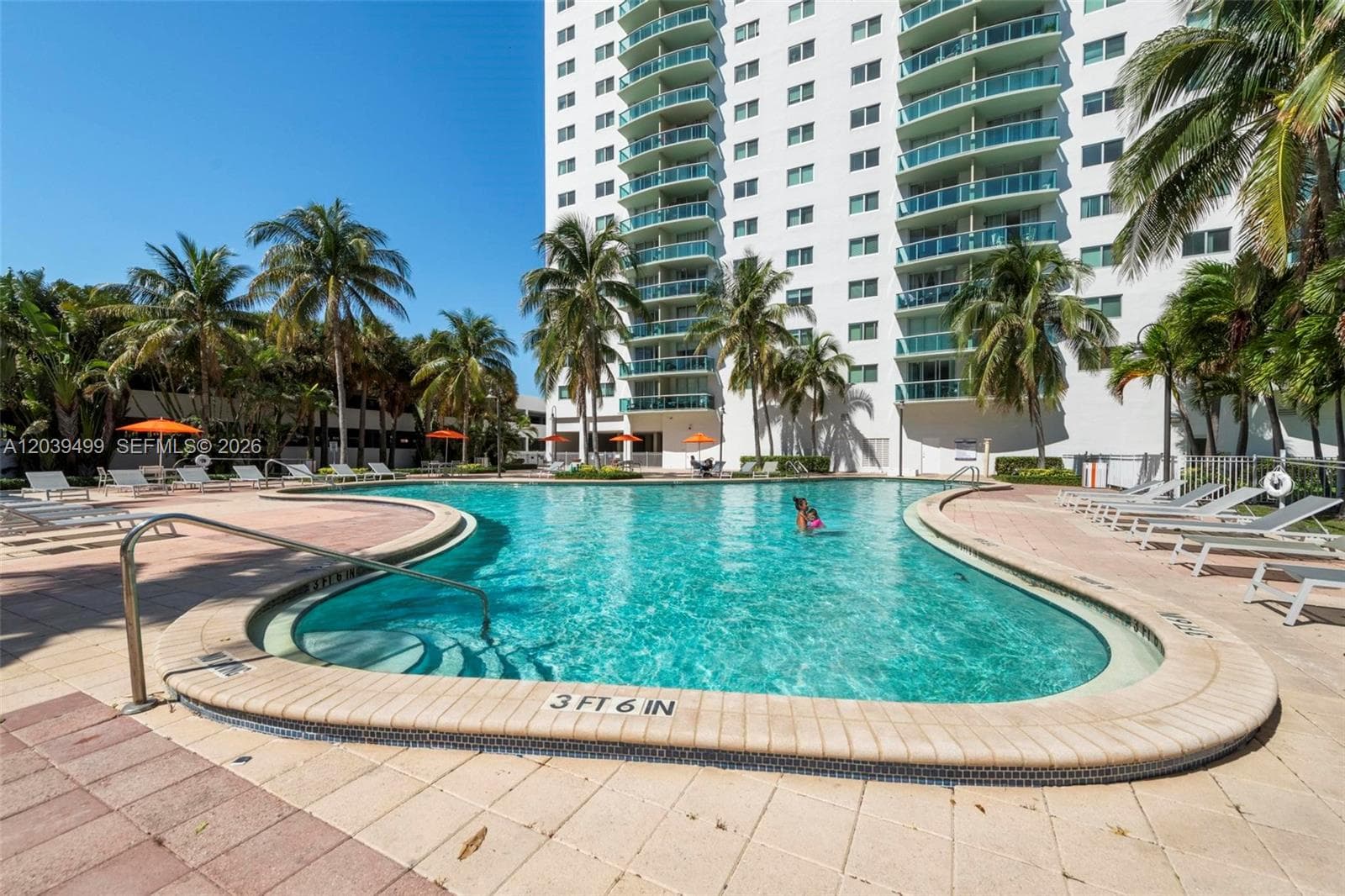 19380 Collins Ave PH-6 photo 24