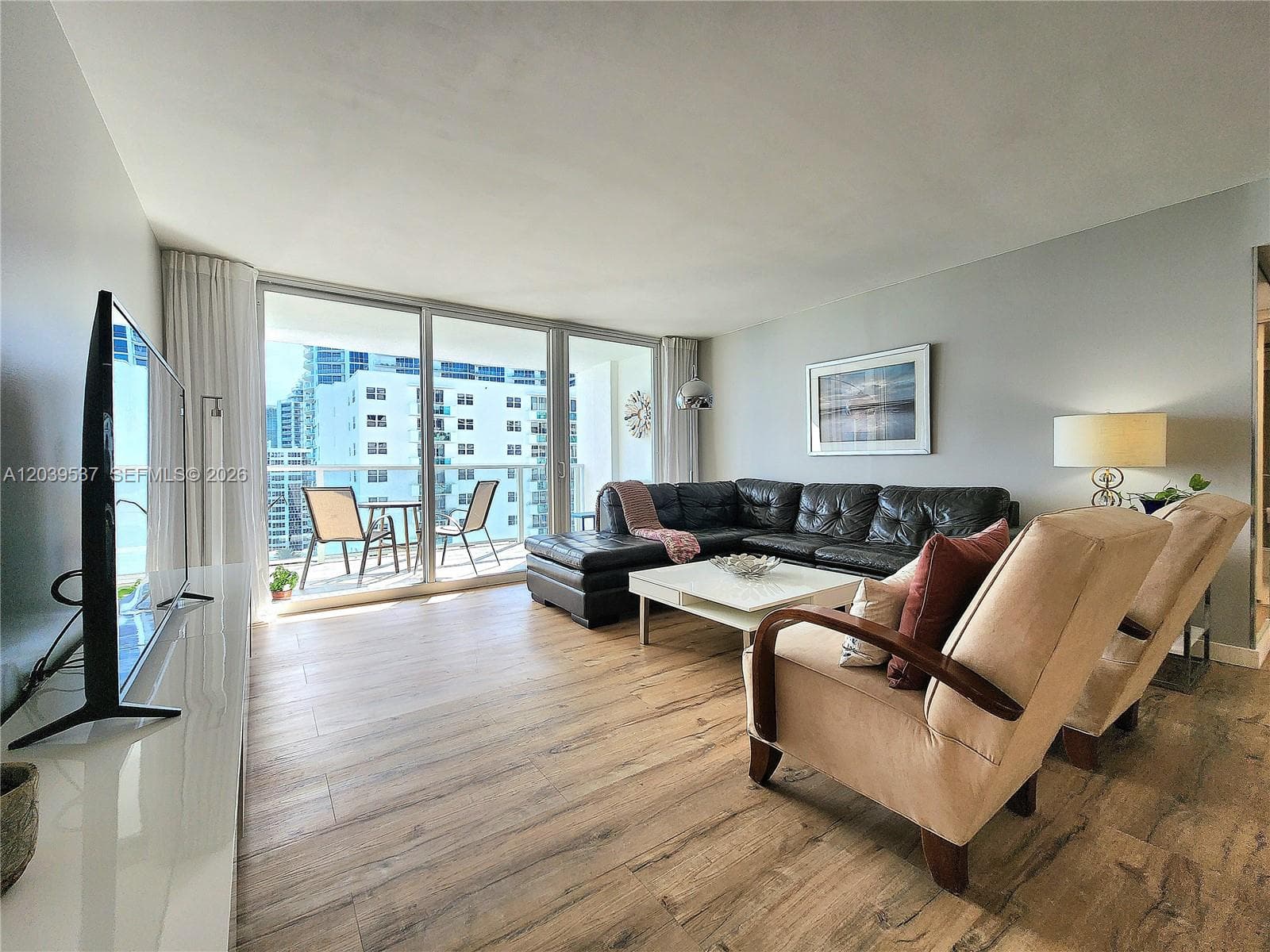 2751 S Ocean Dr 1406S photo 6