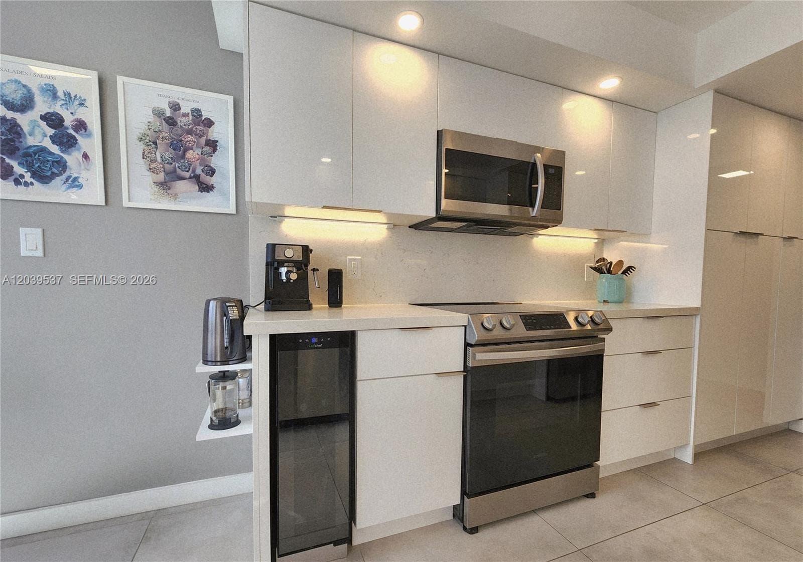 2751 S Ocean Dr 1406S photo 17
