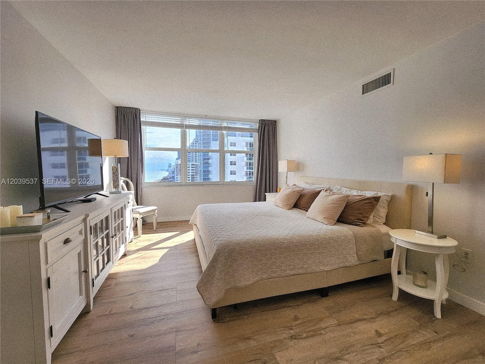 2751 S Ocean Dr 1406S photo 22