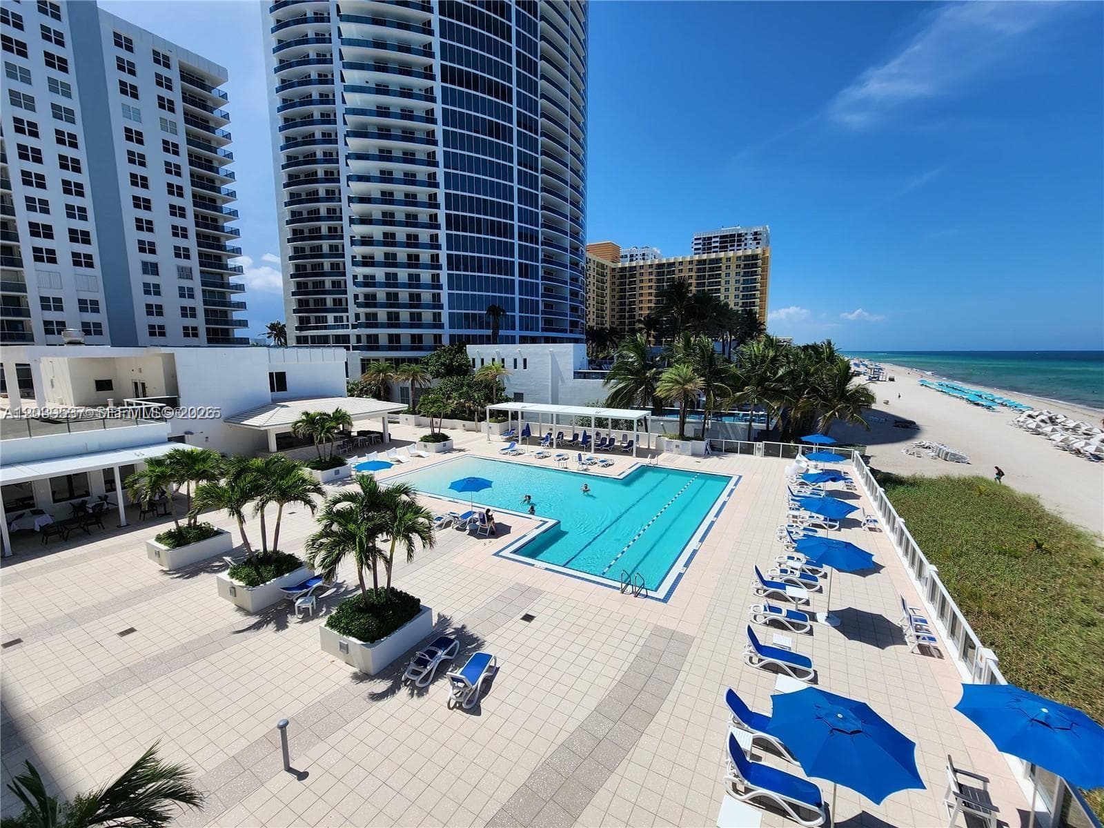 2751 S Ocean Dr 1406S photo 1