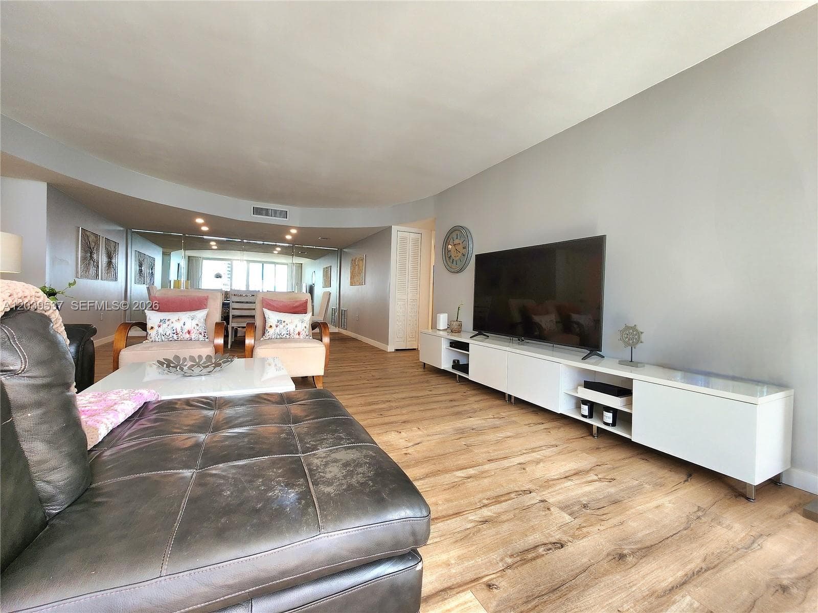 2751 S Ocean Dr 1406S photo 8