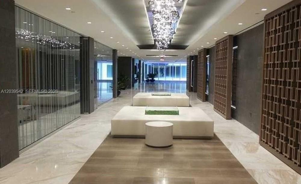 400 Sunny Isles Blvd 1817 photo 2