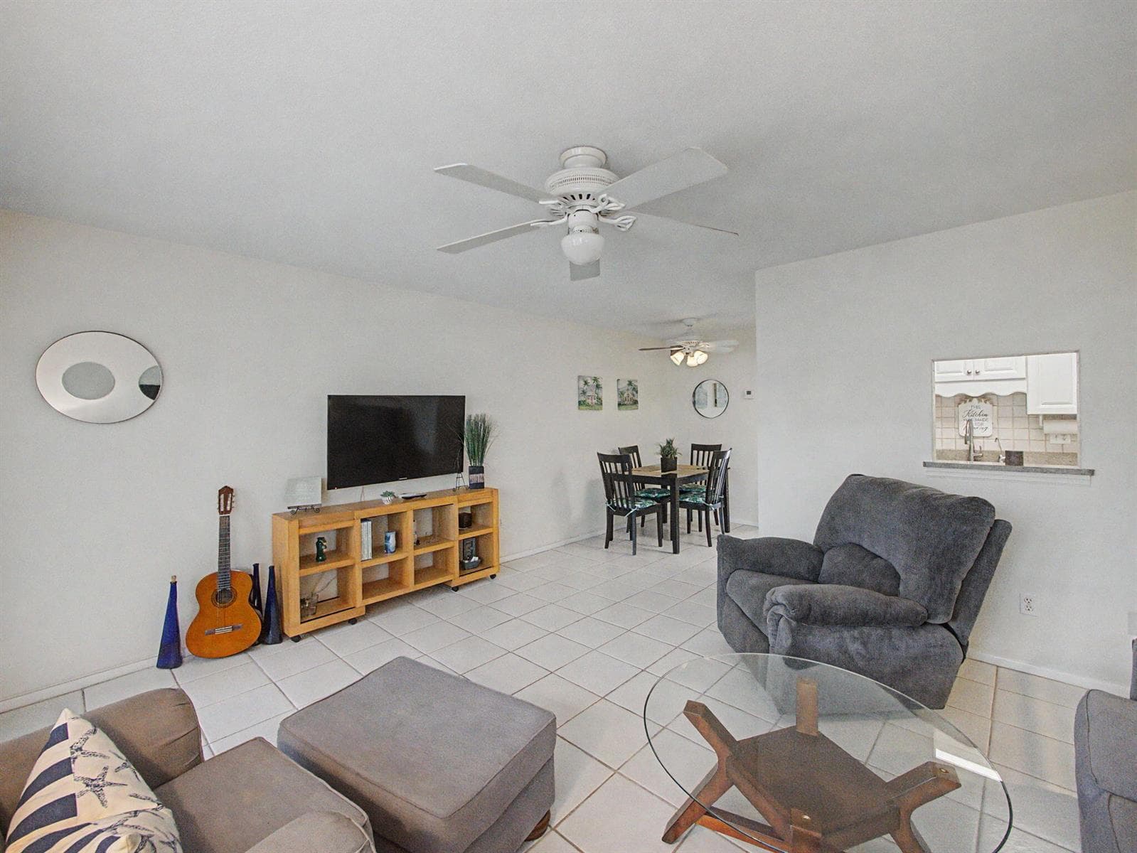 111 Doolen Court 104 photo 2