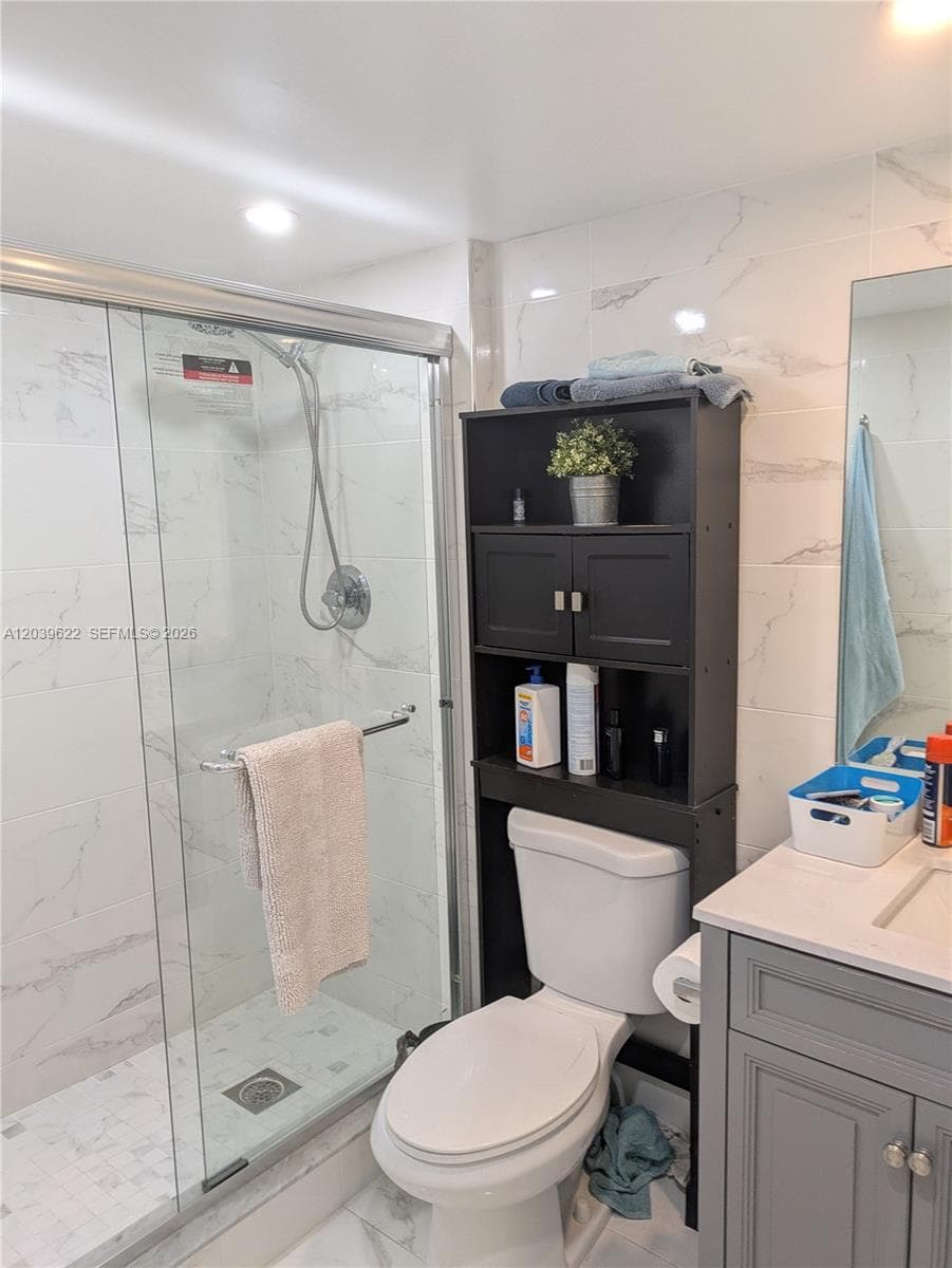 1849 S Ocean Dr 1407 photo 13
