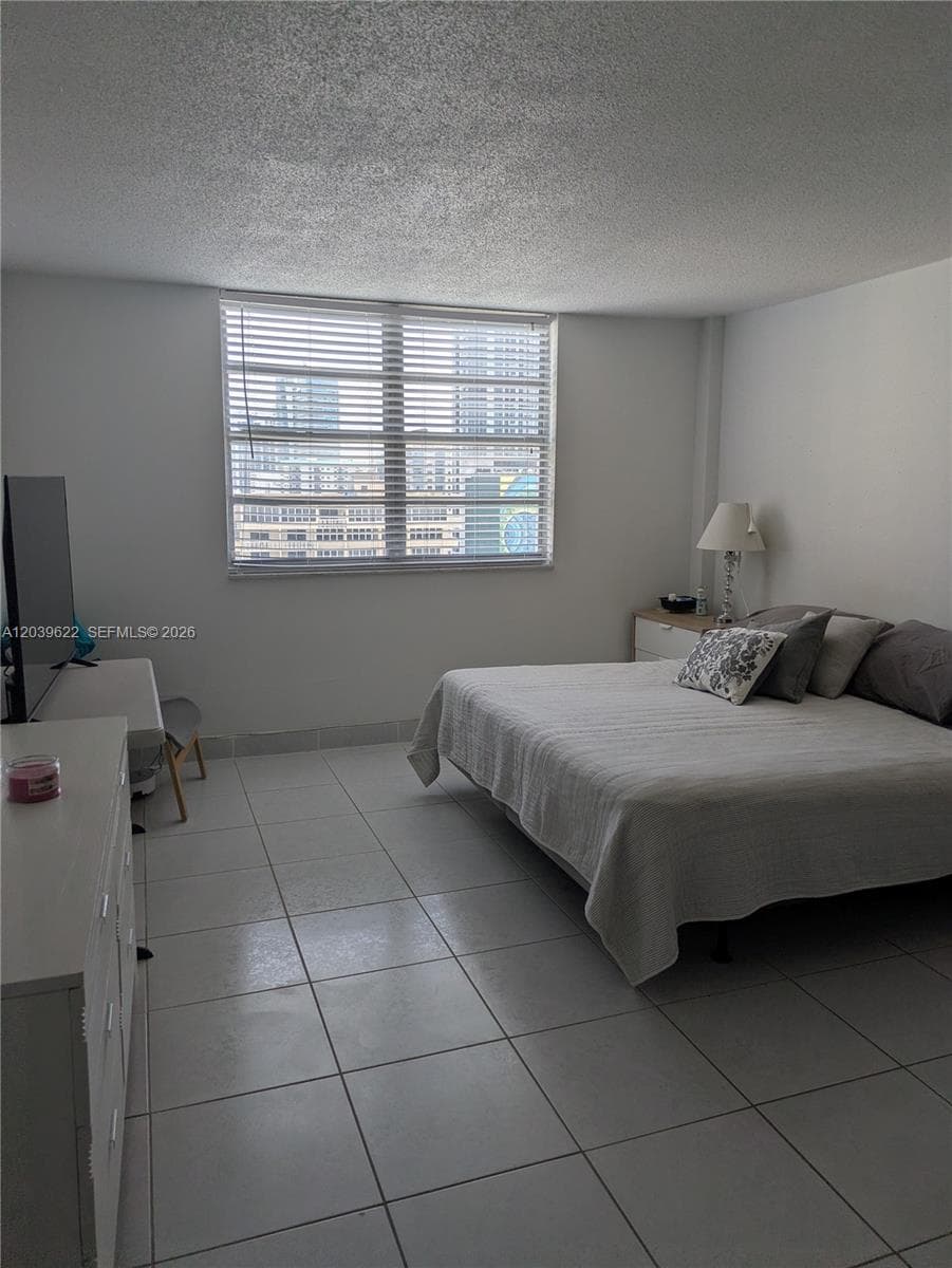 1849 S Ocean Dr 1407 photo 10