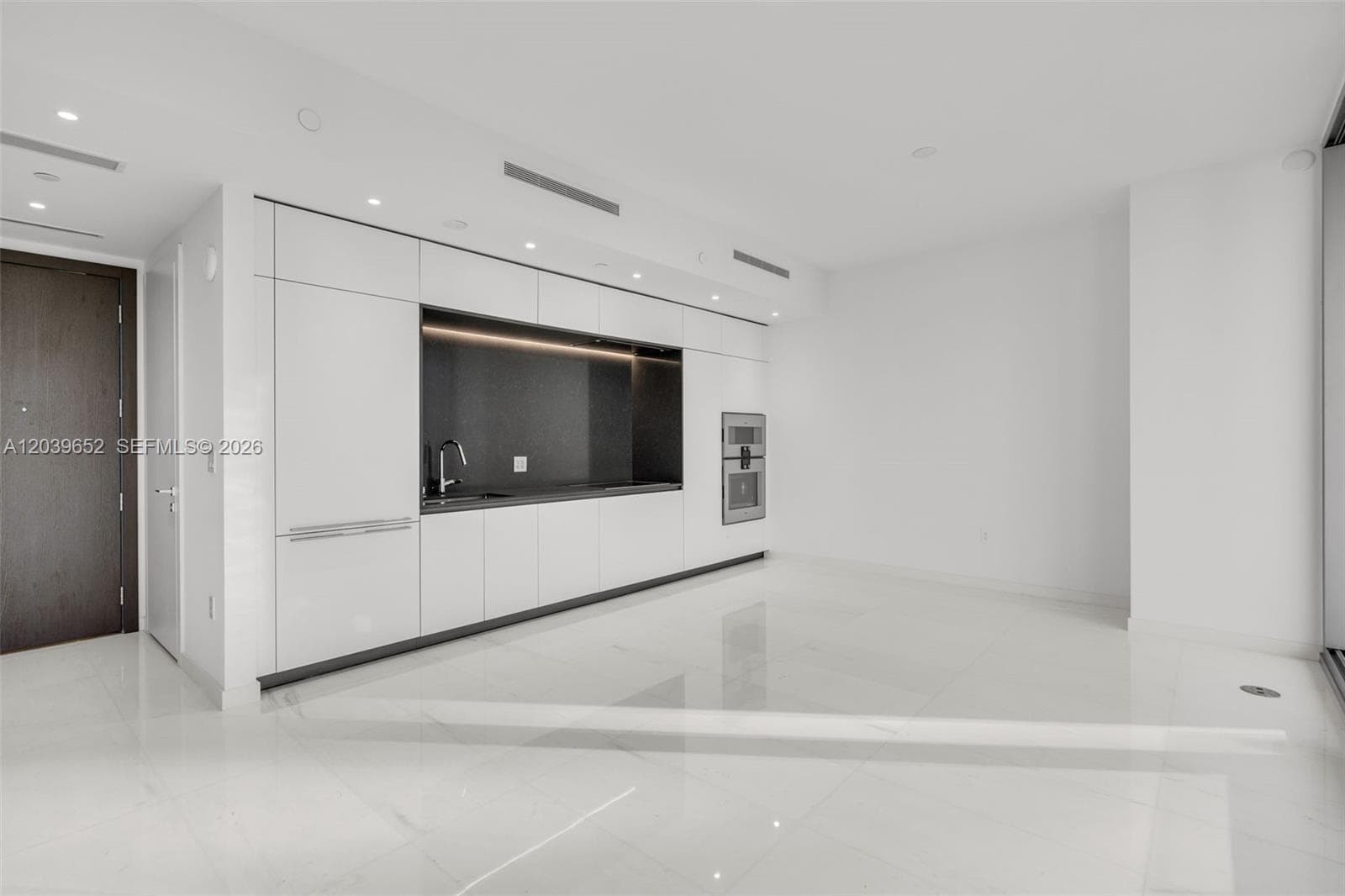 300 Biscayne Blvd Way 4008 photo 4
