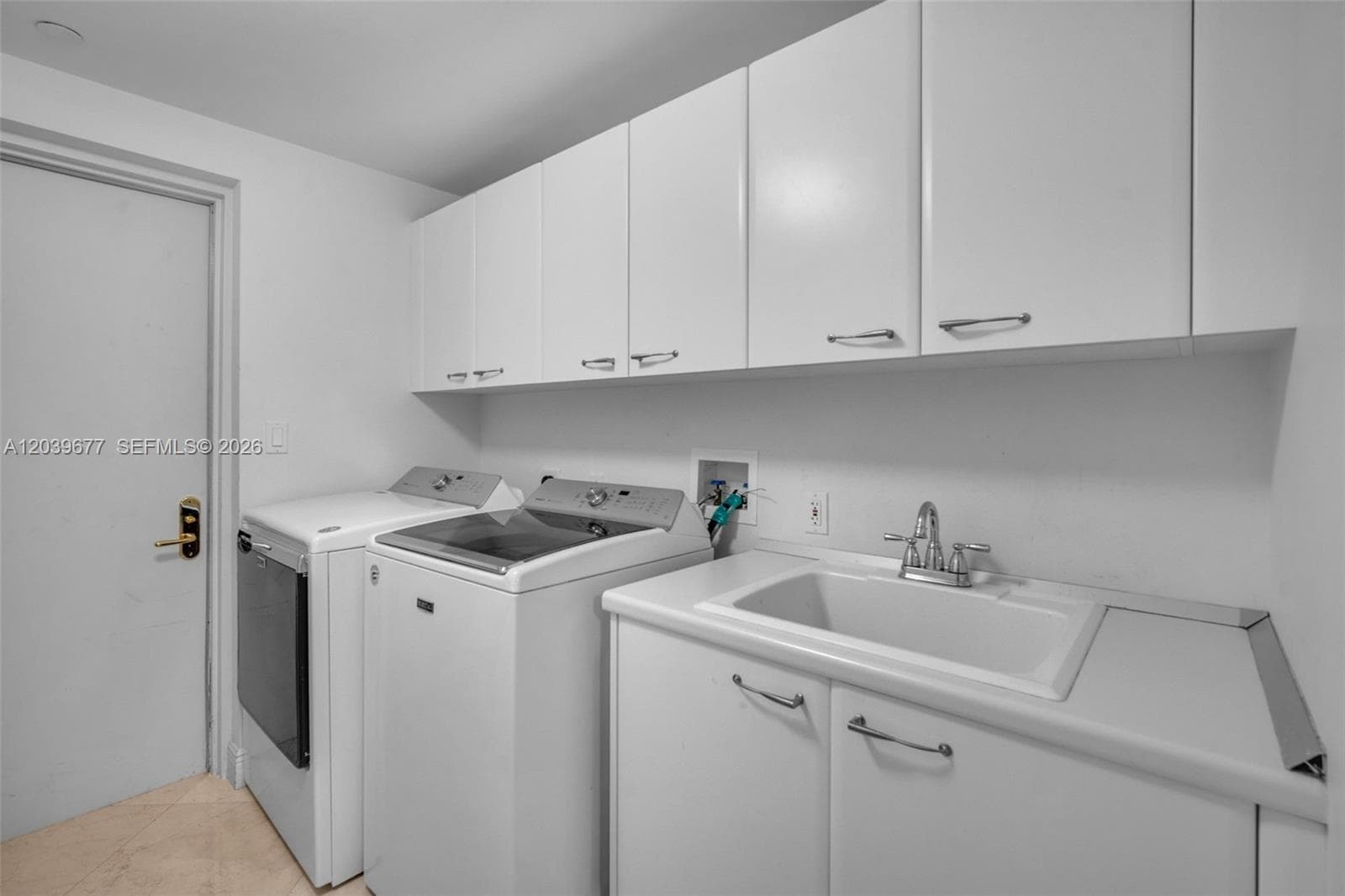 19955 NE 38th Ct 2204 photo 9