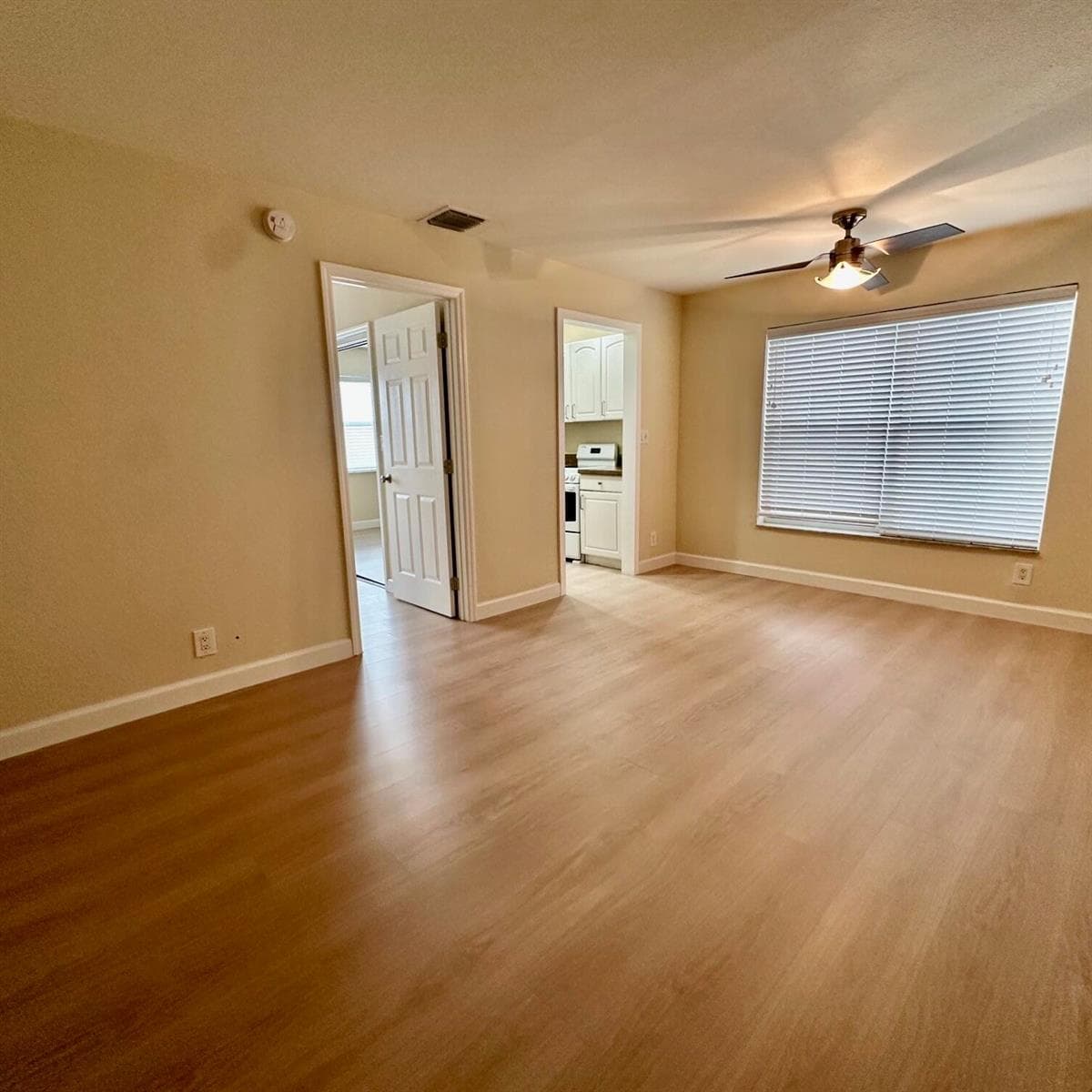 815 Middle River Drive 110 photo 6