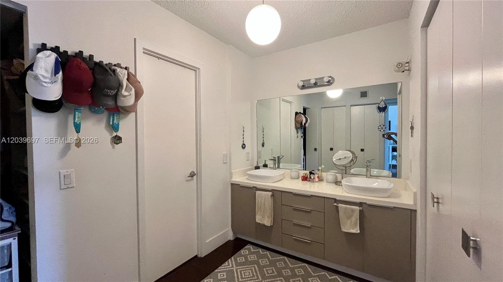 3701 N Country Club Dr 304 photo 19
