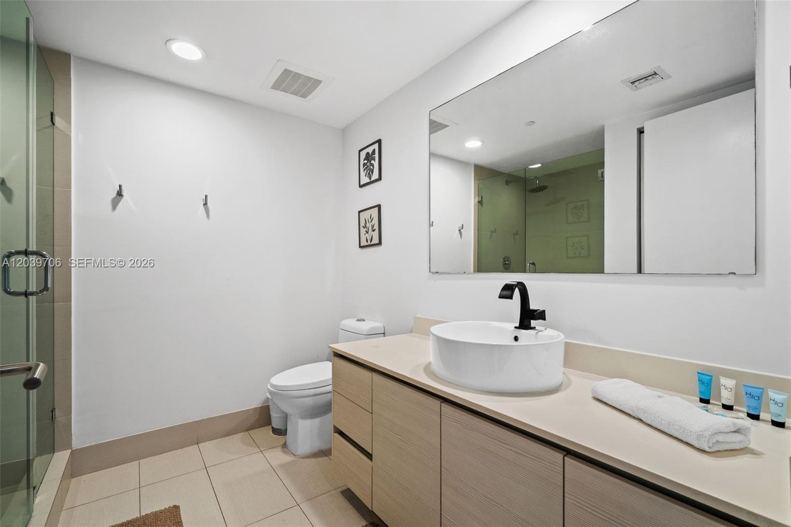 2600 E Hallandale Beach Blvd T3001 photo 16