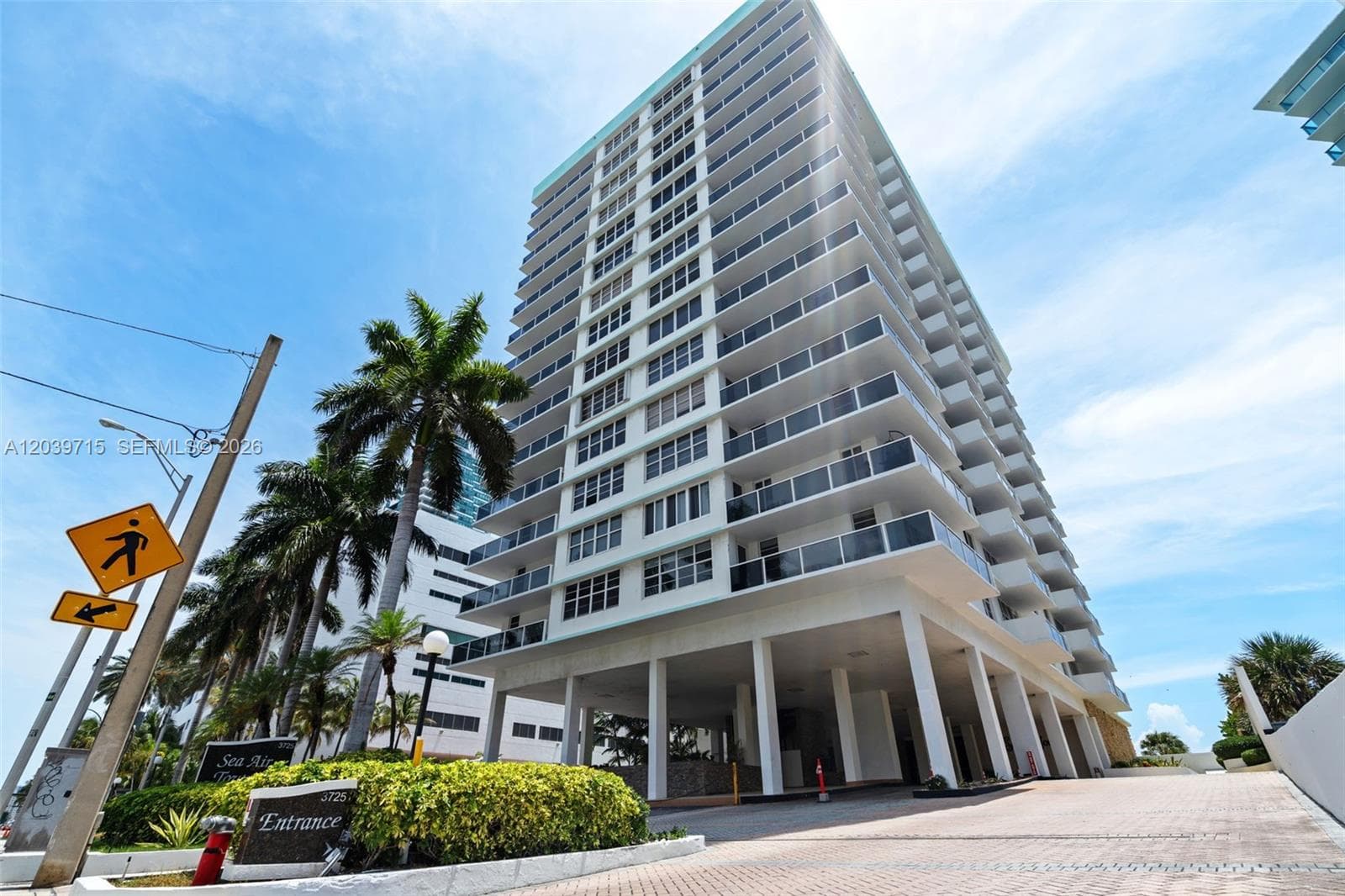 3725 S Ocean Dr 1410 photo 3