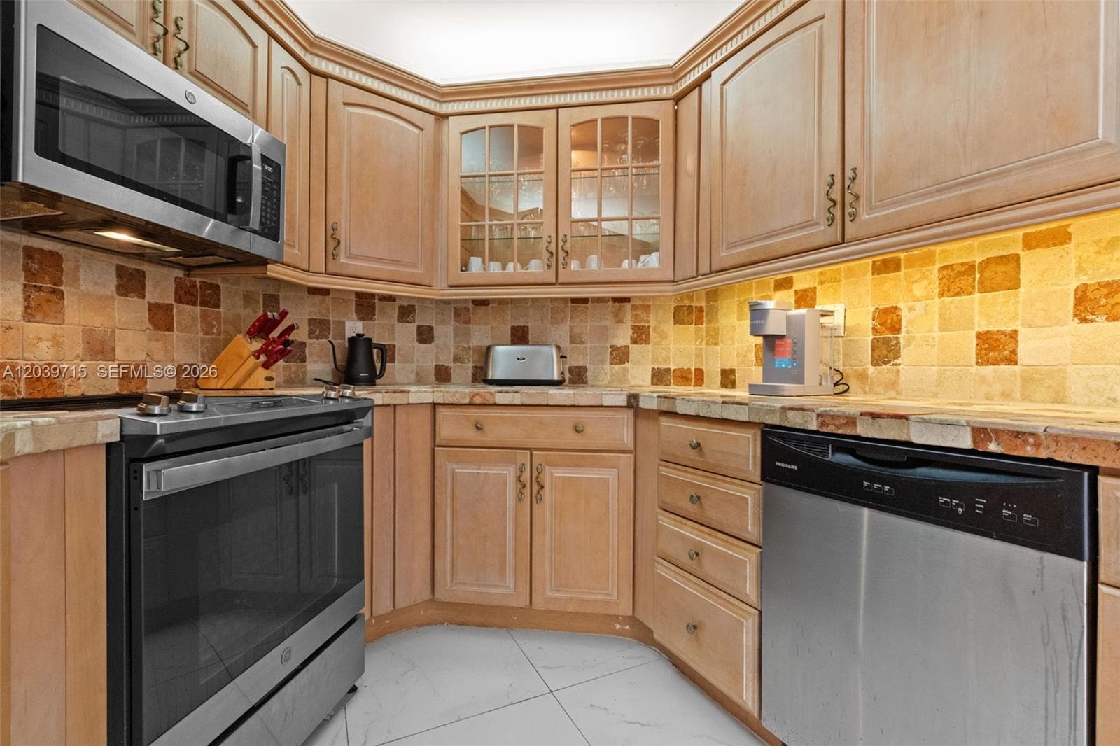 3725 S Ocean Dr 1410 photo 10