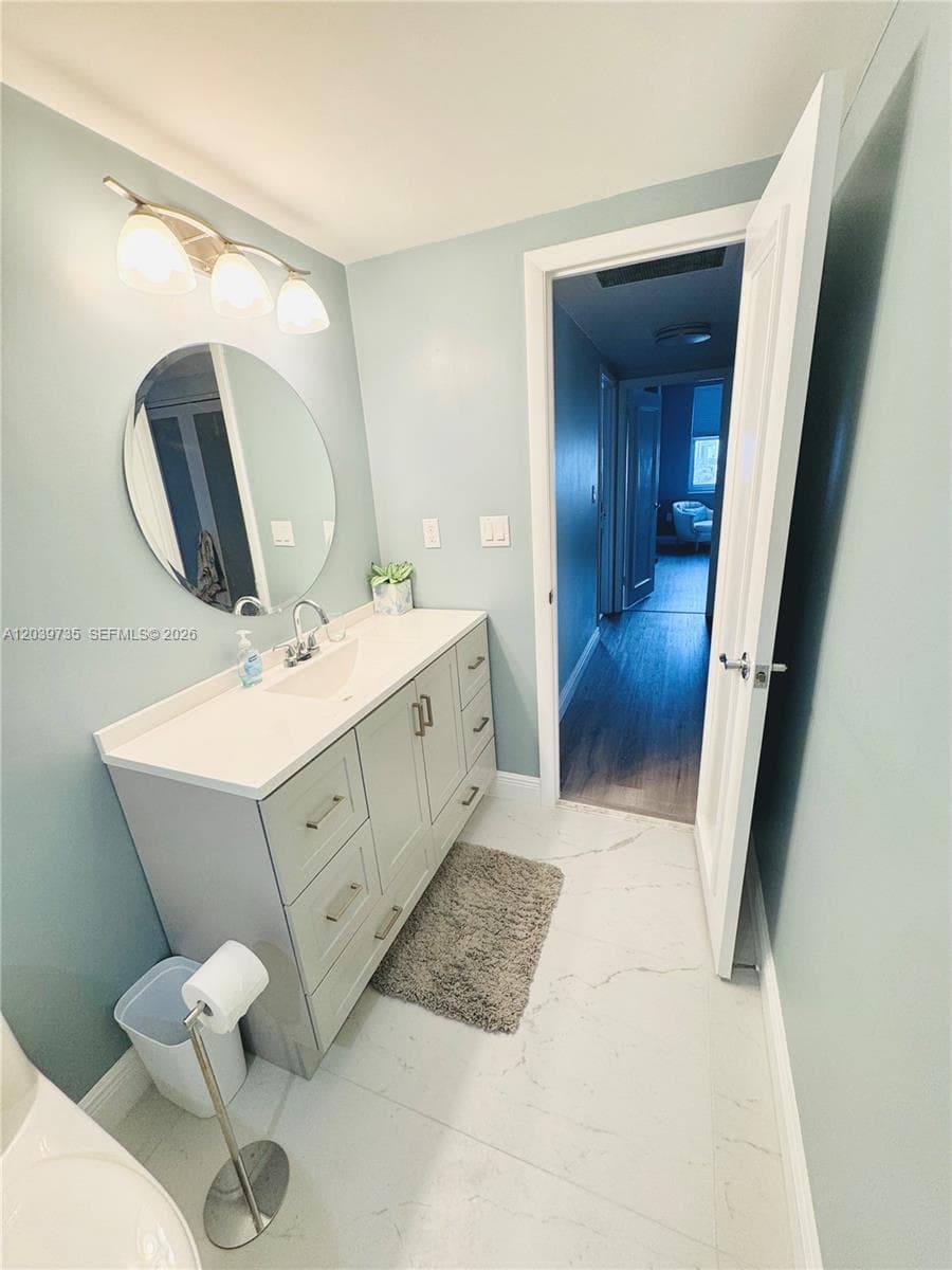 1985 S Ocean Dr 8P photo 15