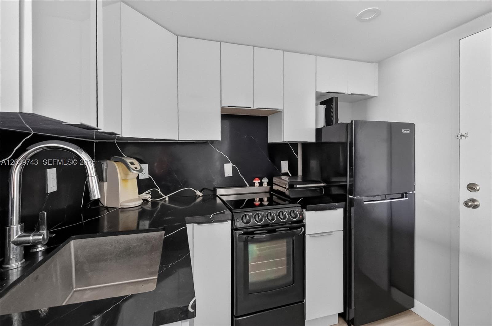 800 West Ave 533 photo 10