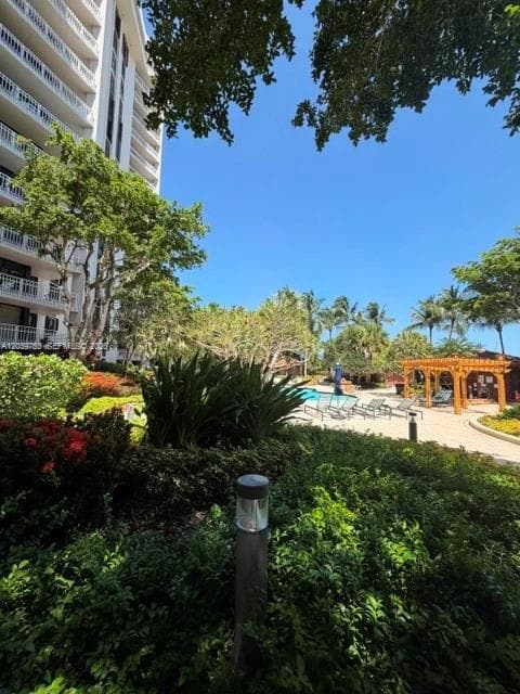 2000 Towerside Ter 301 photo 2