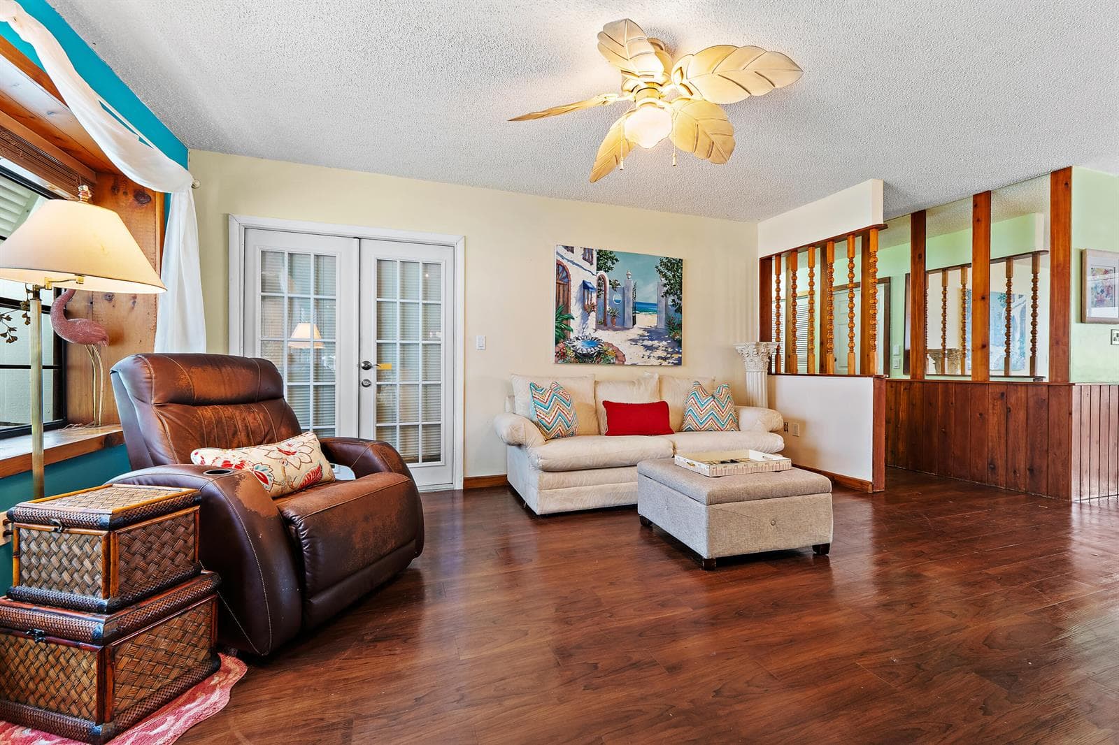 715 SW Rustic Circle photo 9