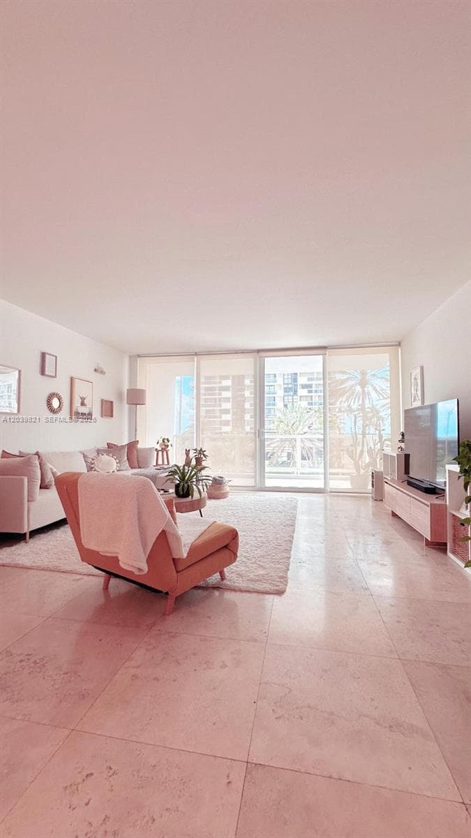 5700 Collins Ave 3N photo 3