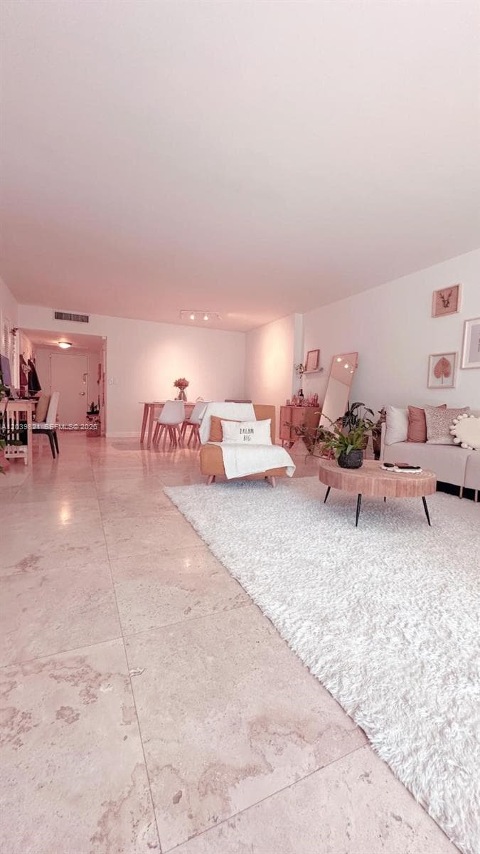5700 Collins Ave 3N photo 4
