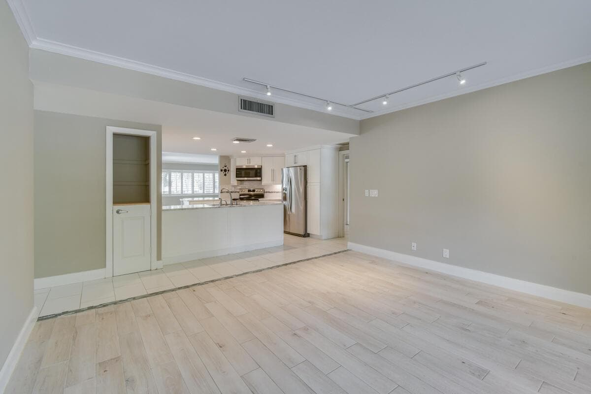 1117 Marine Way E K2l photo 13