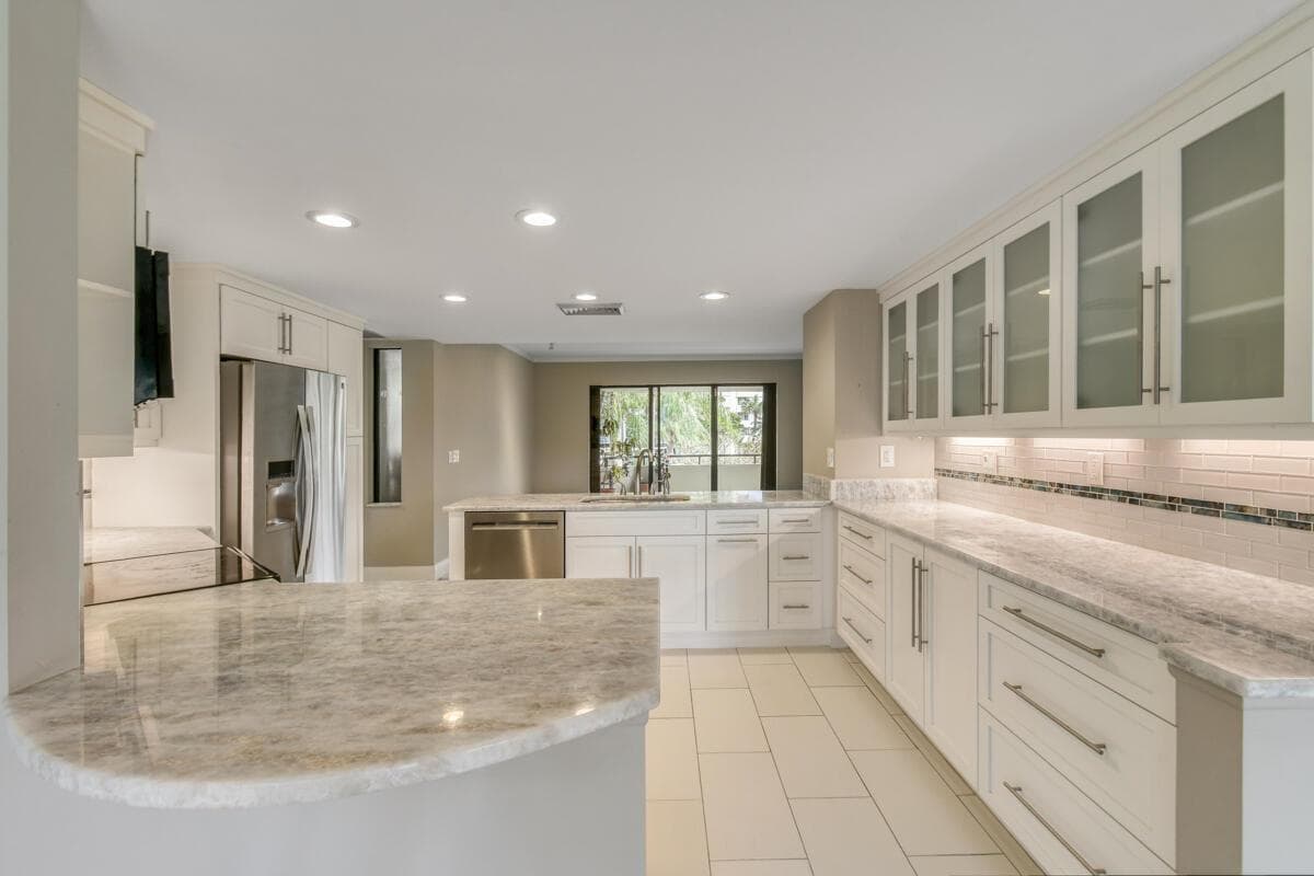 1117 Marine Way E K2l photo 12