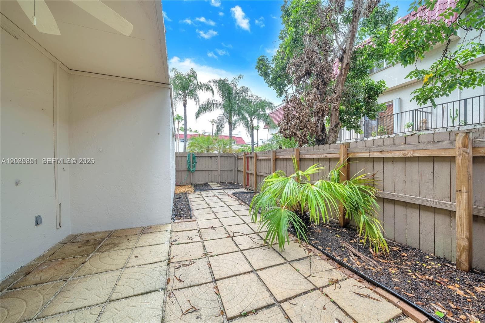 8650 SW 67th Ave 1010 photo 2