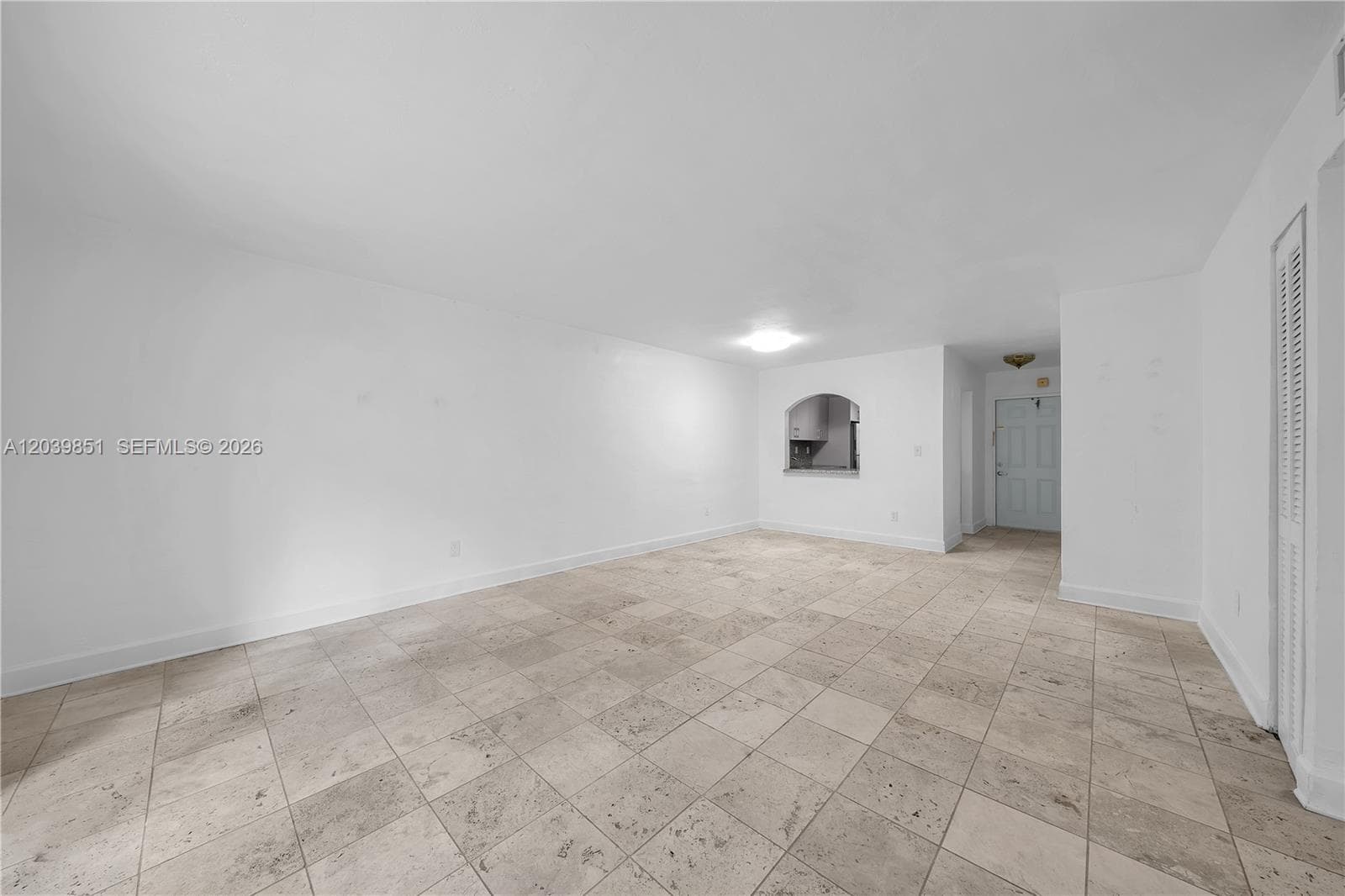 8650 SW 67th Ave 1010 photo 12