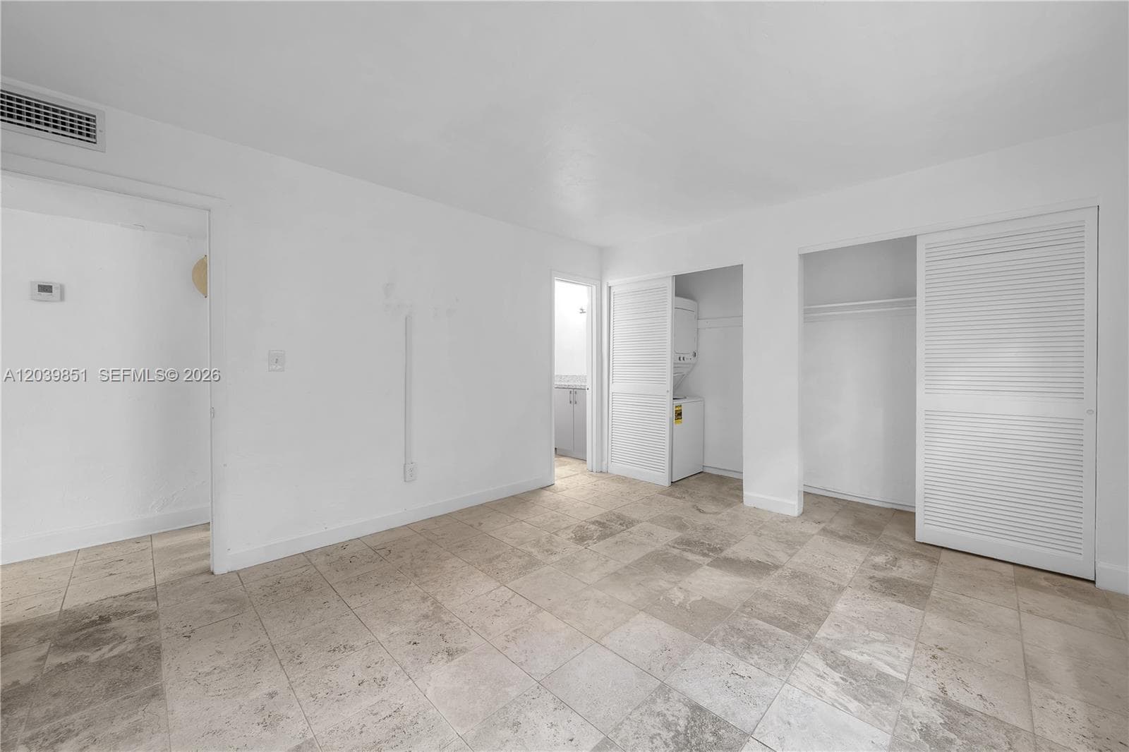 8650 SW 67th Ave 1010 photo 15
