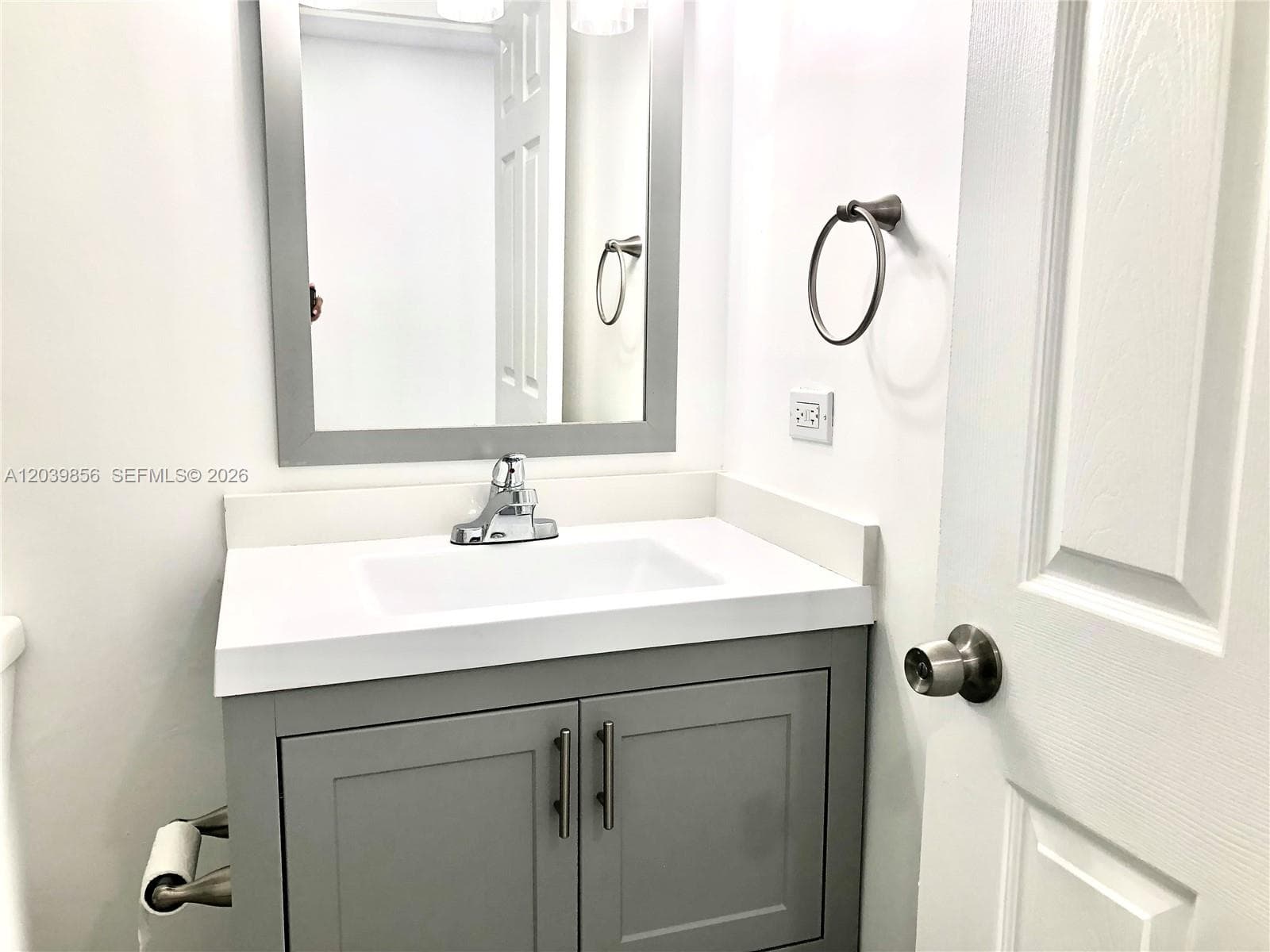 905 Brickell Bay Dr 2029 photo 16