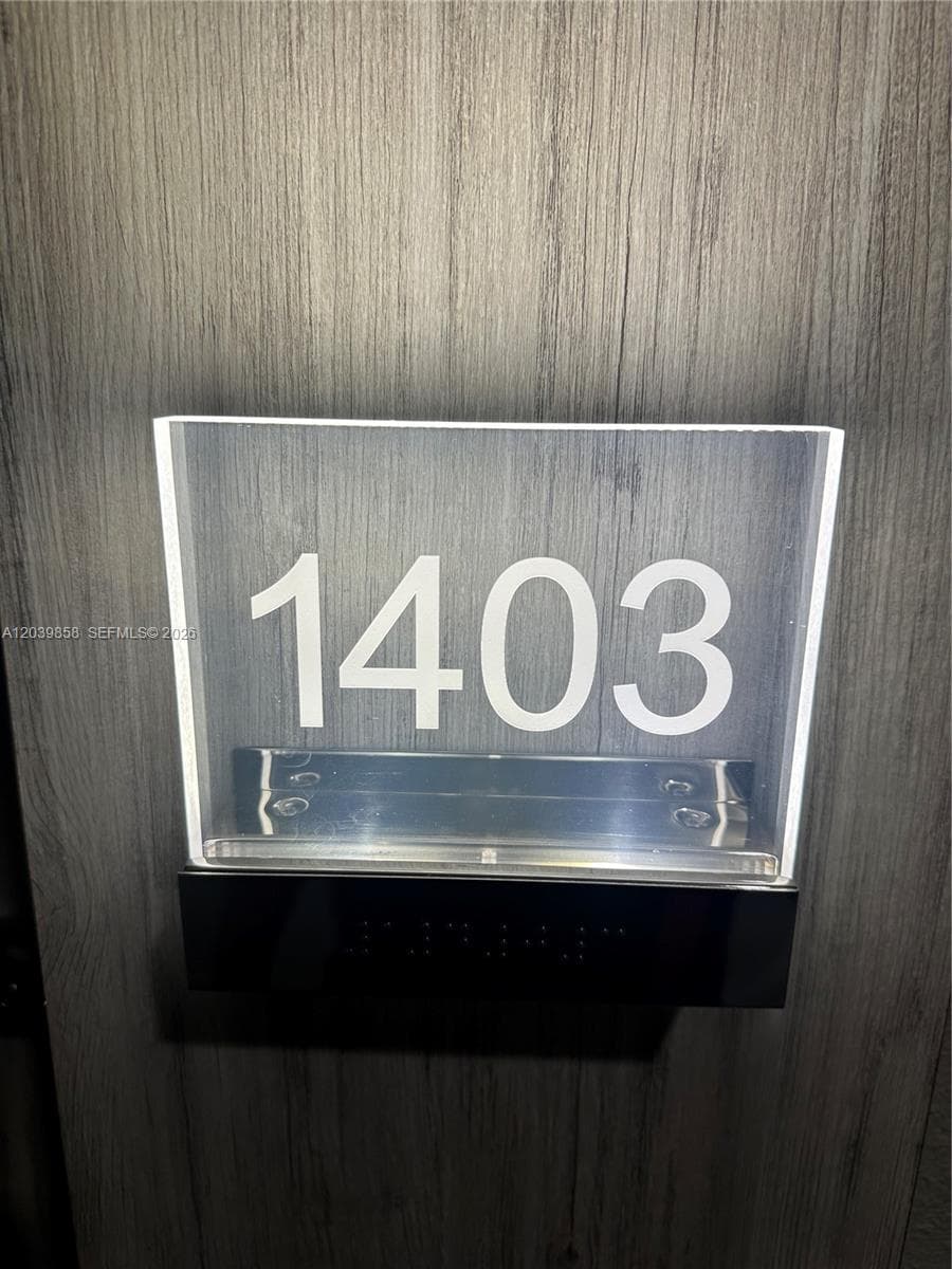 1403 photo 4