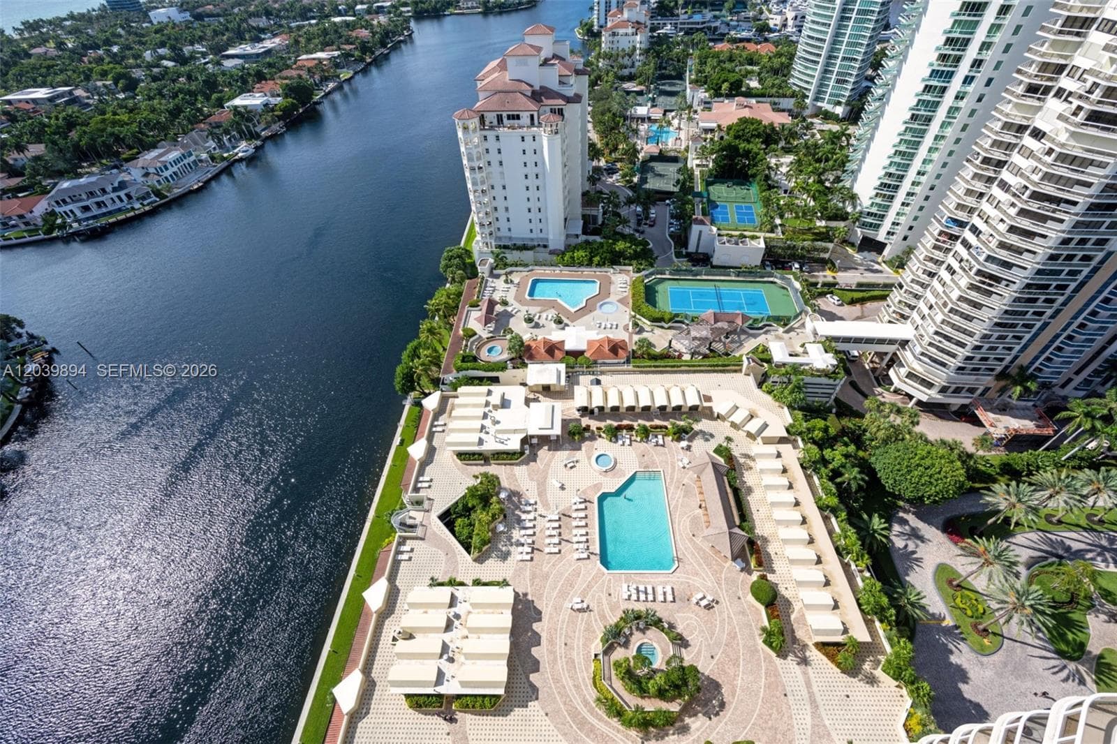 20191 E Country Club Dr TS8 photo 23
