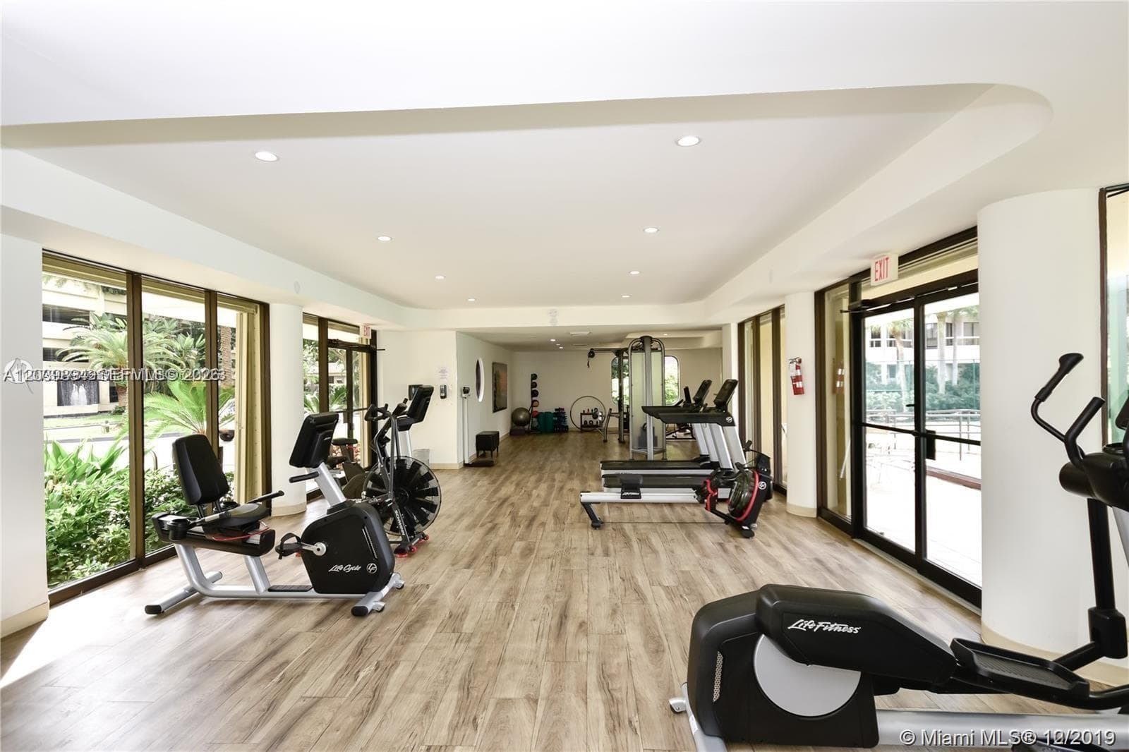 20191 E Country Club Dr TS8 photo 24