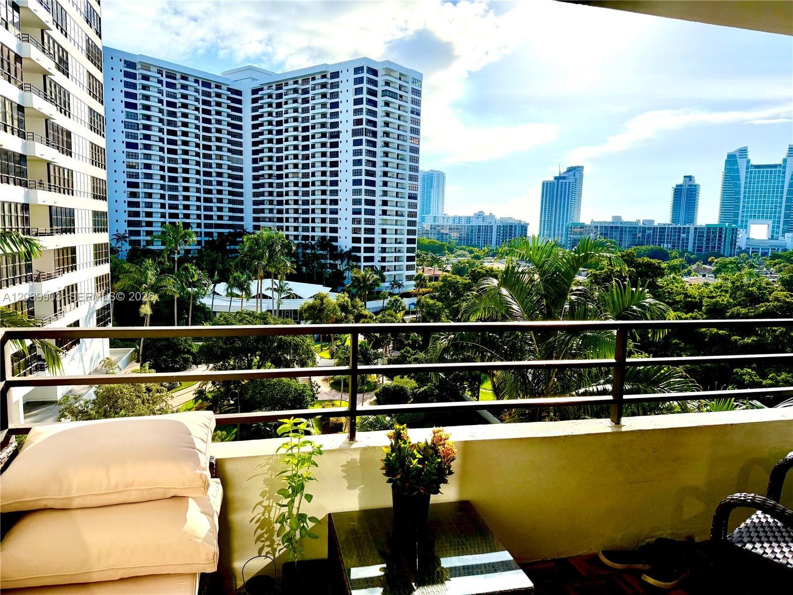 500 Three Islands Blvd 421 photo 2