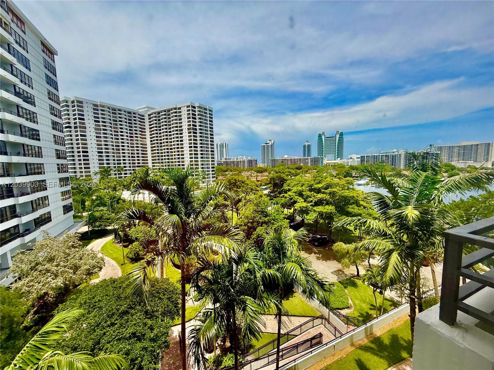 500 Three Islands Blvd 421 photo 1