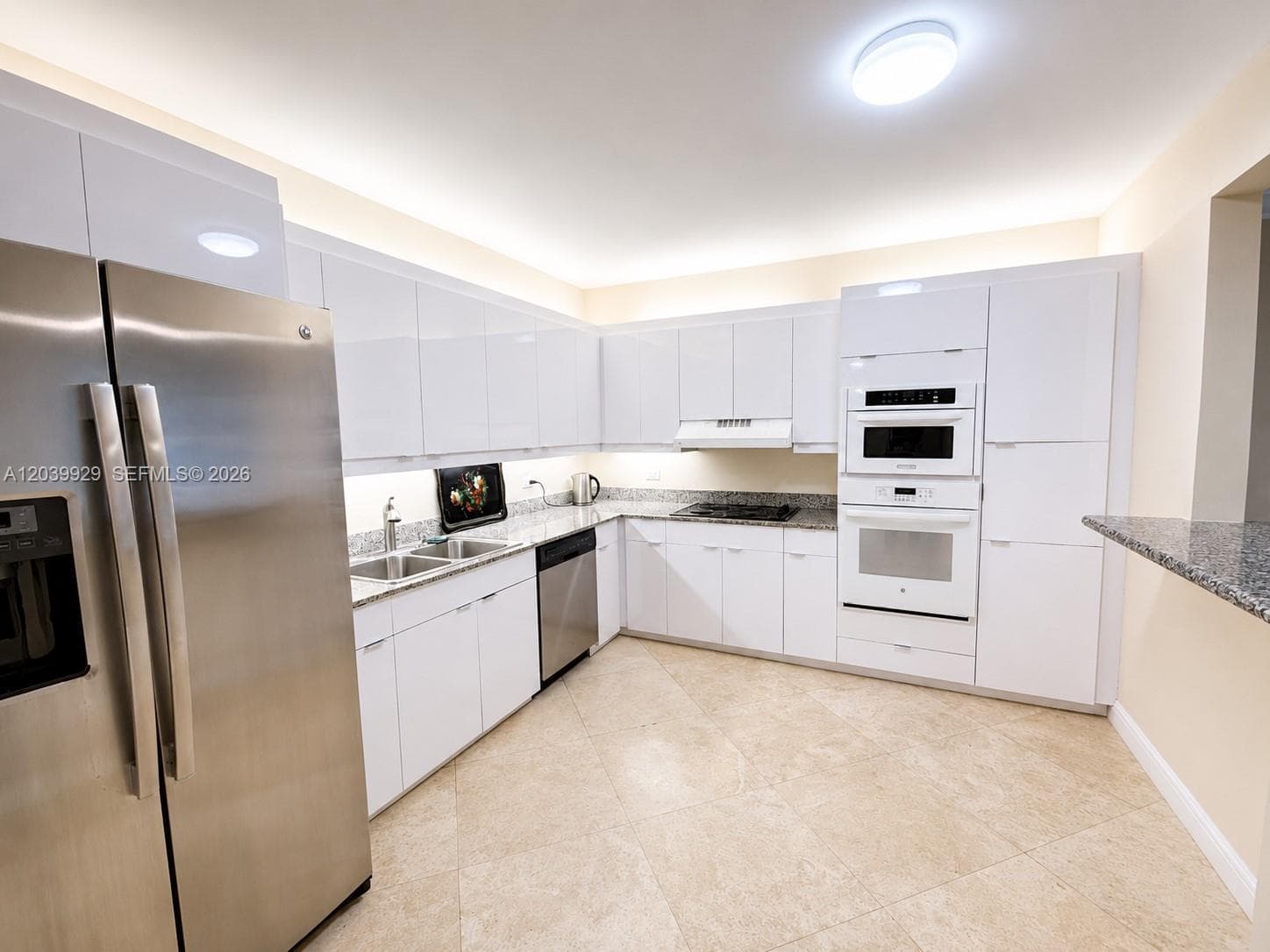8855 Collins Ave 6H photo 5