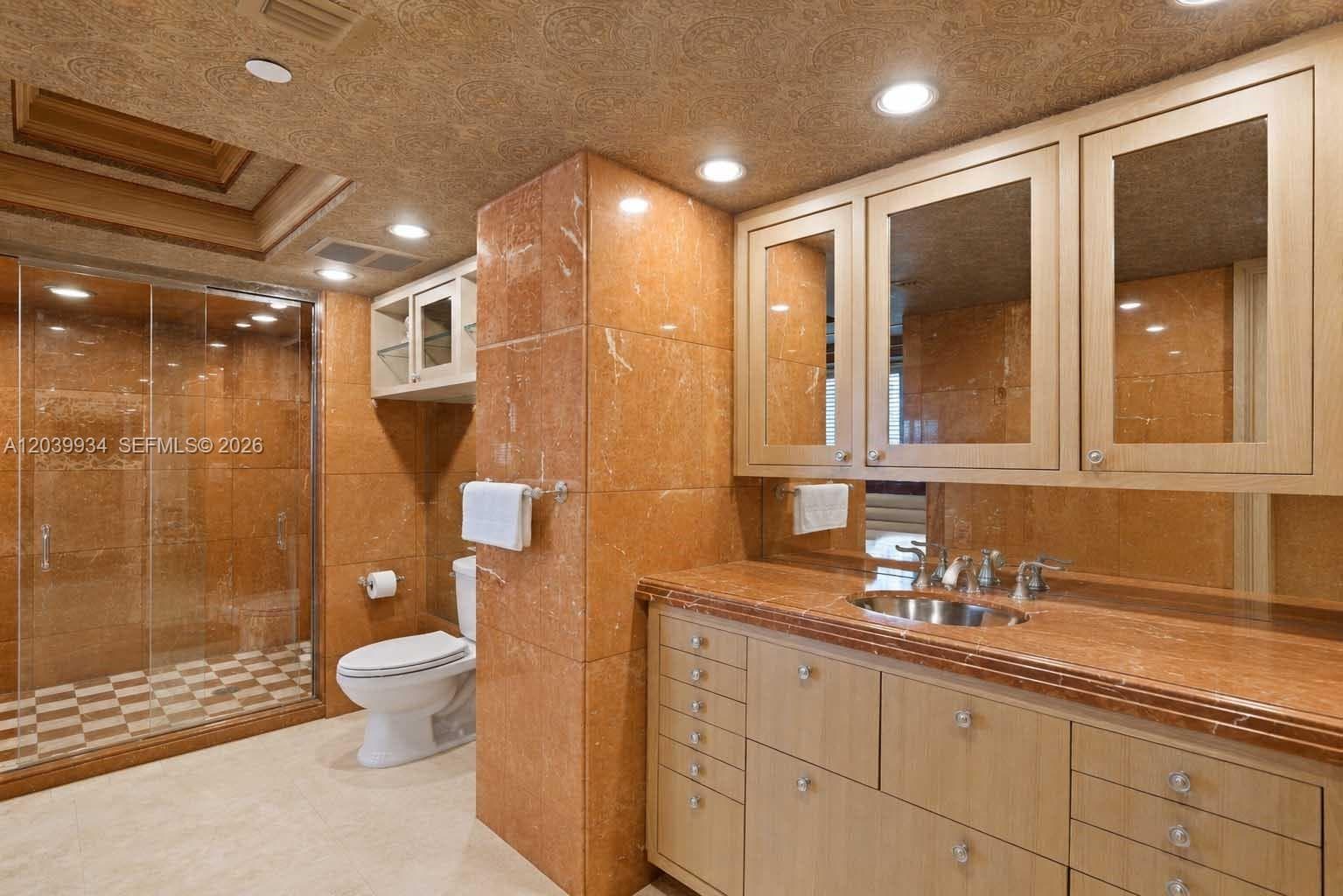 5025 Collins Ave 1103-1104-1105 photo 18