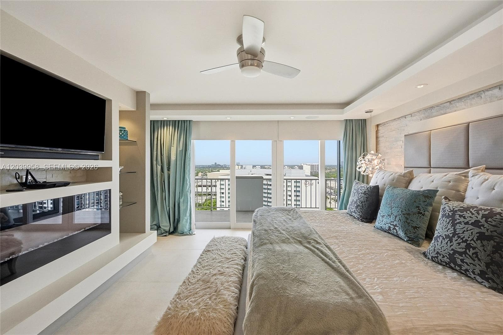 2800 E Sunrise Blvd PHG photo 22