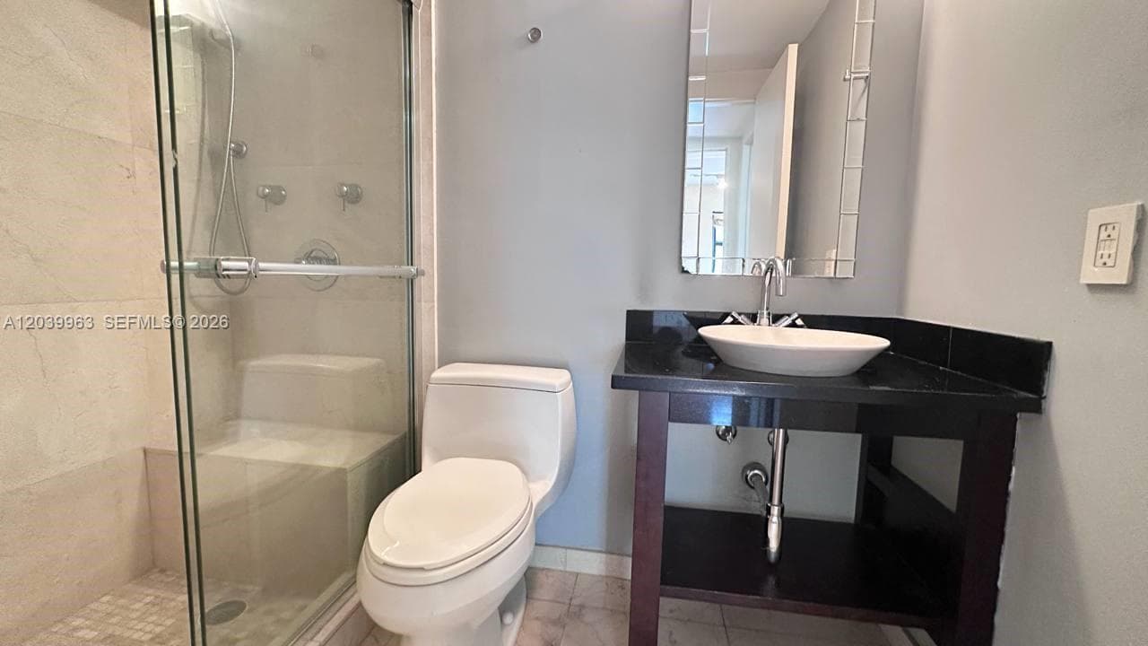 900 River Reach Dr 404 photo 17