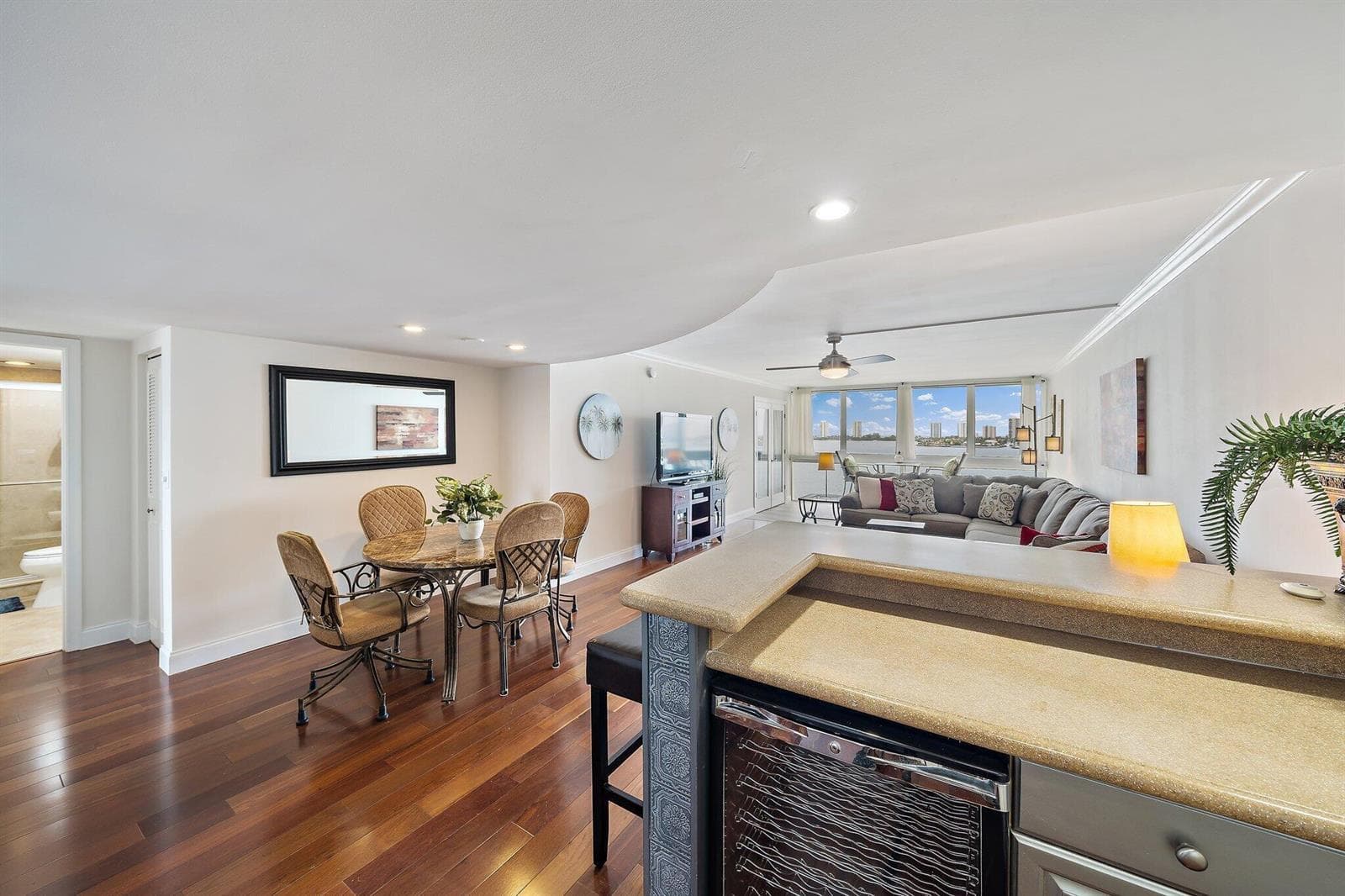 301 Lake Shore Drive 802 photo 13