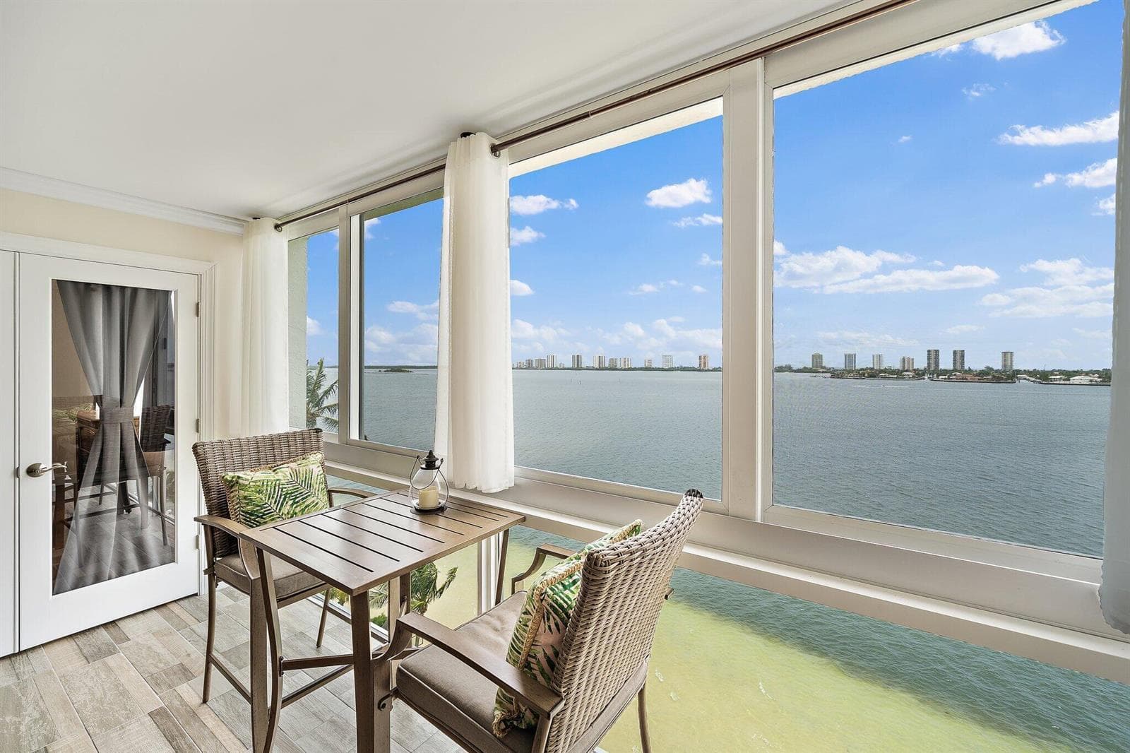 301 Lake Shore Drive 802 photo 18