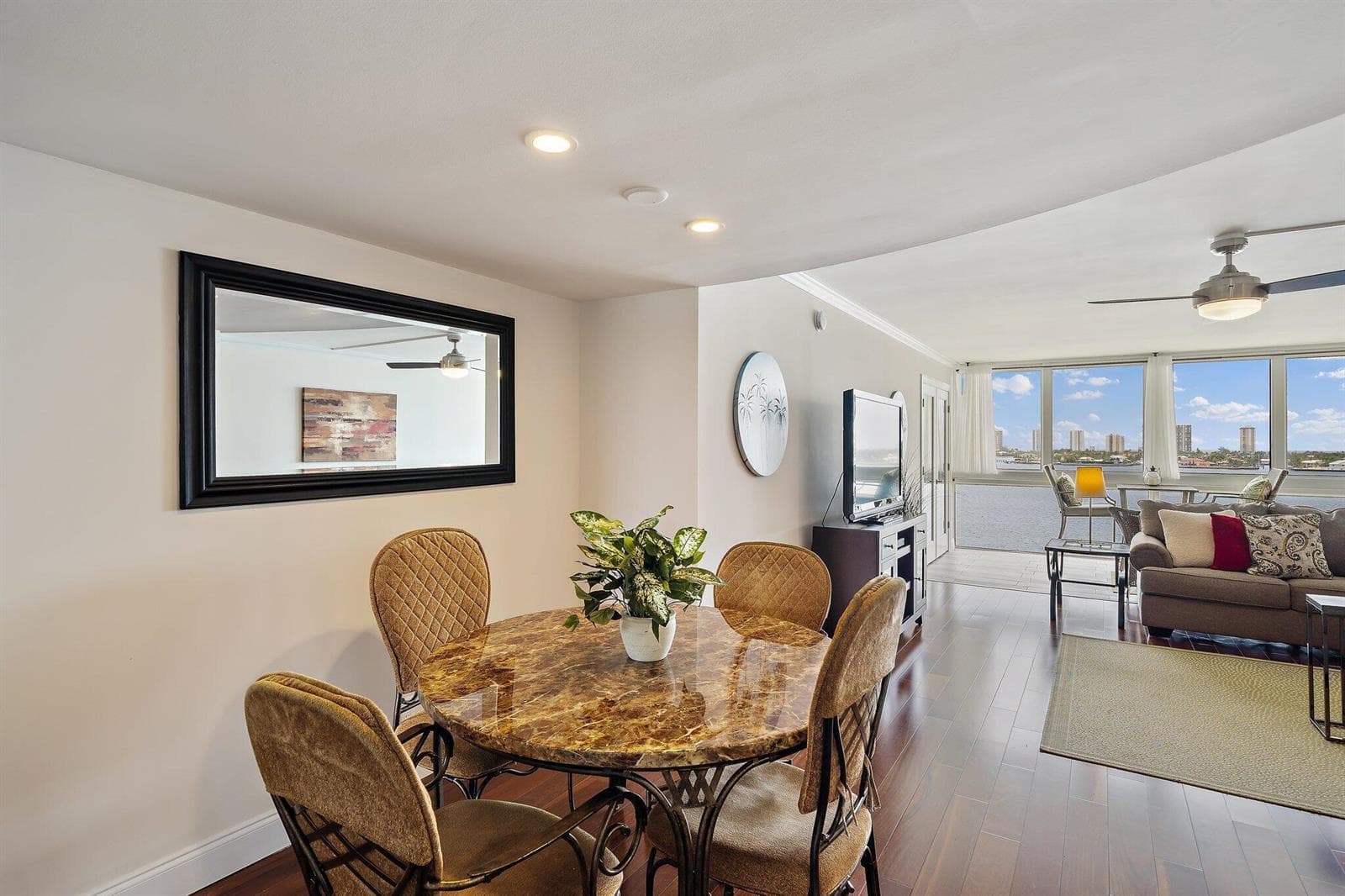 301 Lake Shore Drive 802 photo 15
