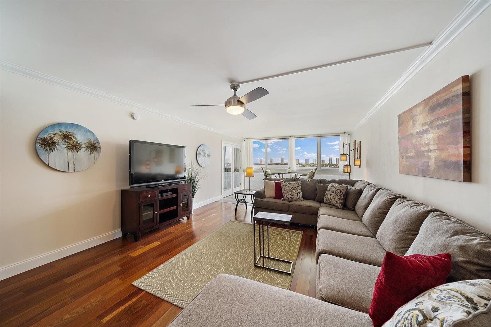 301 Lake Shore Drive 802 photo 8