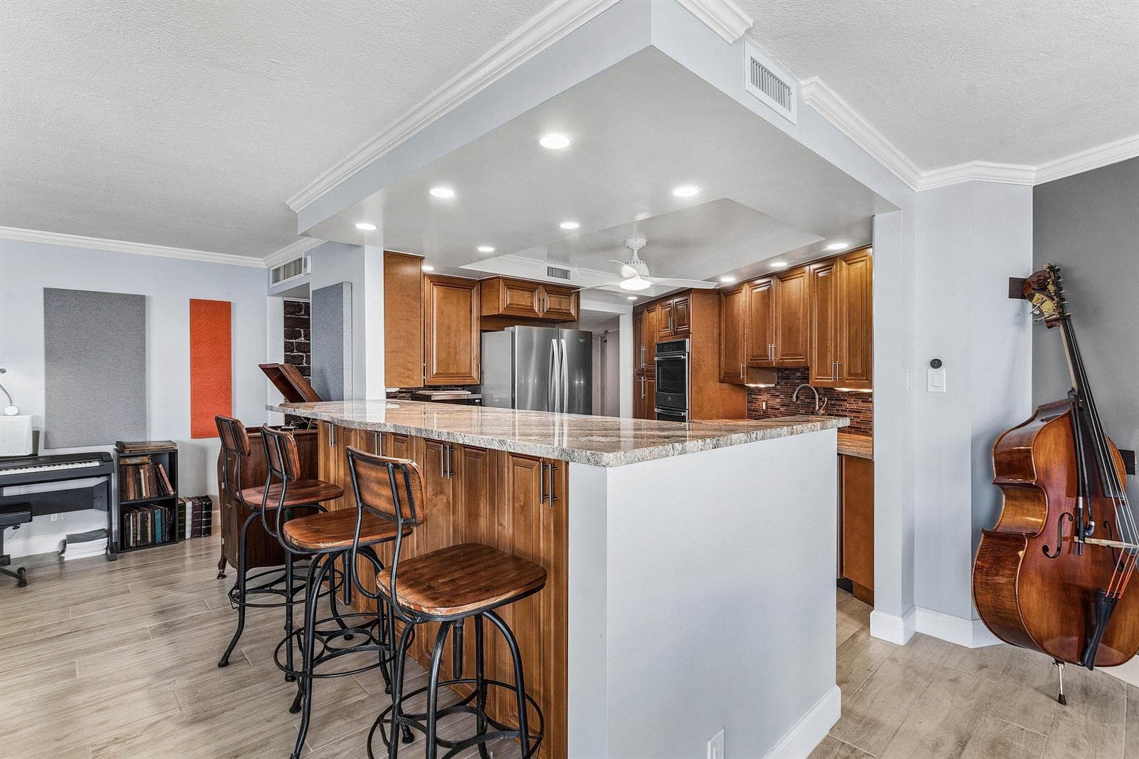 5420 N Ocean Drive 905 photo 12
