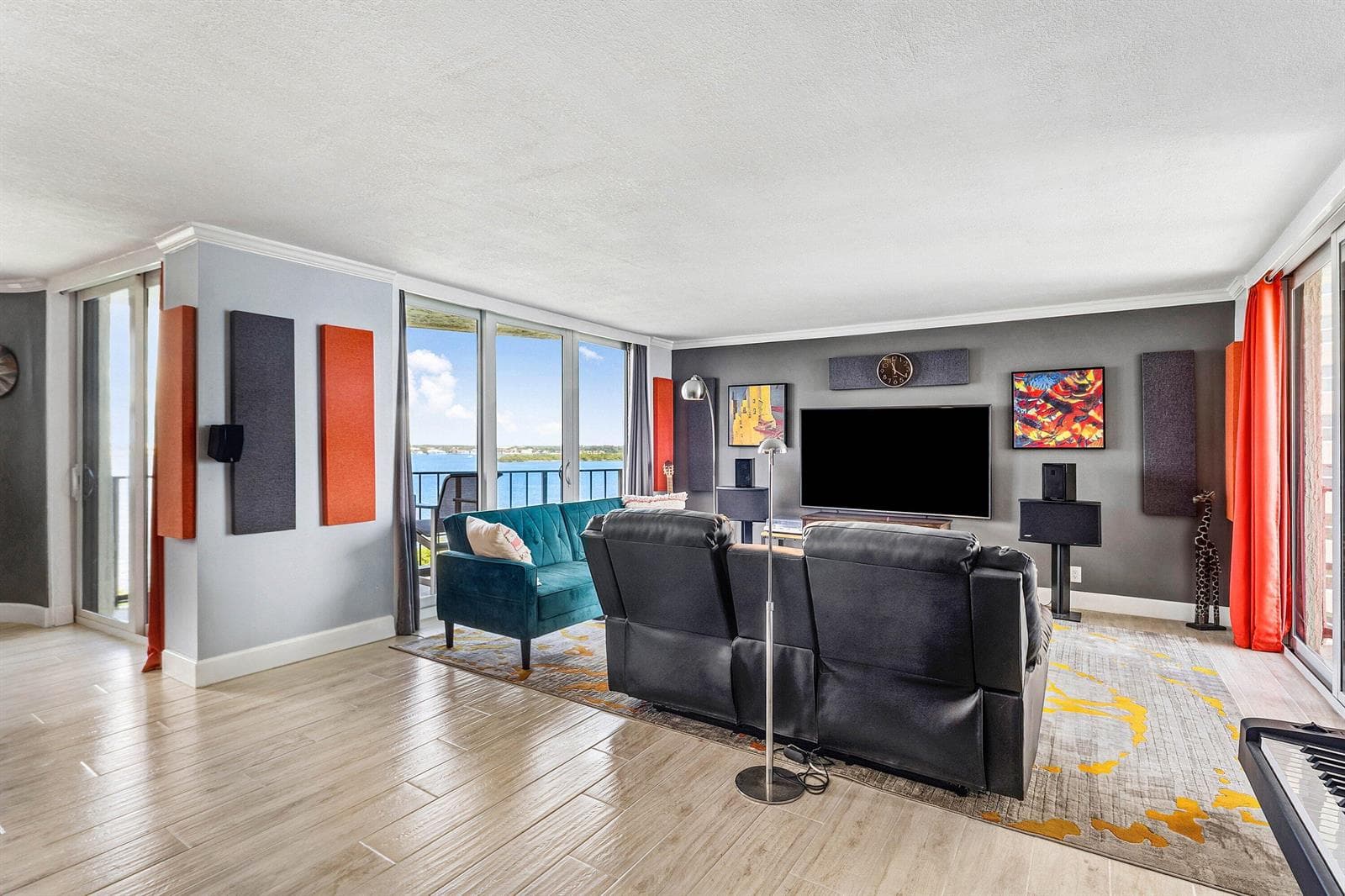 5420 N Ocean Drive 905 photo 3