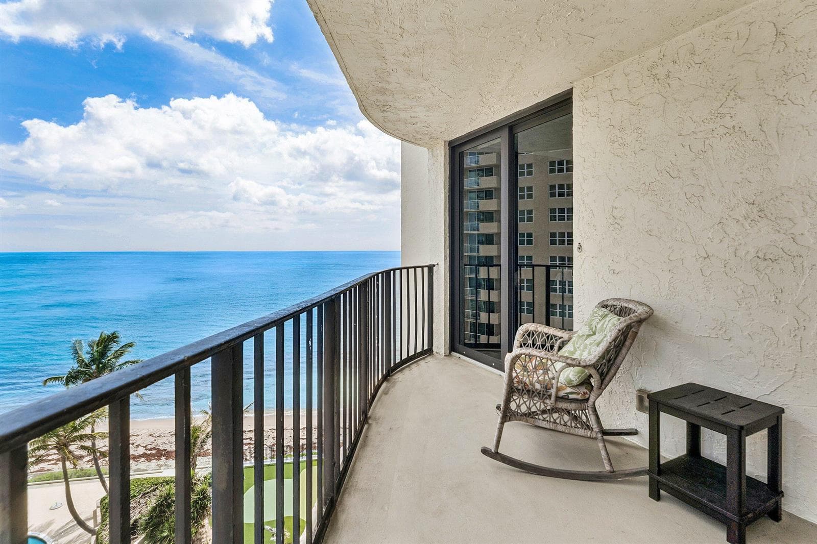 5420 N Ocean Drive 905 photo 24