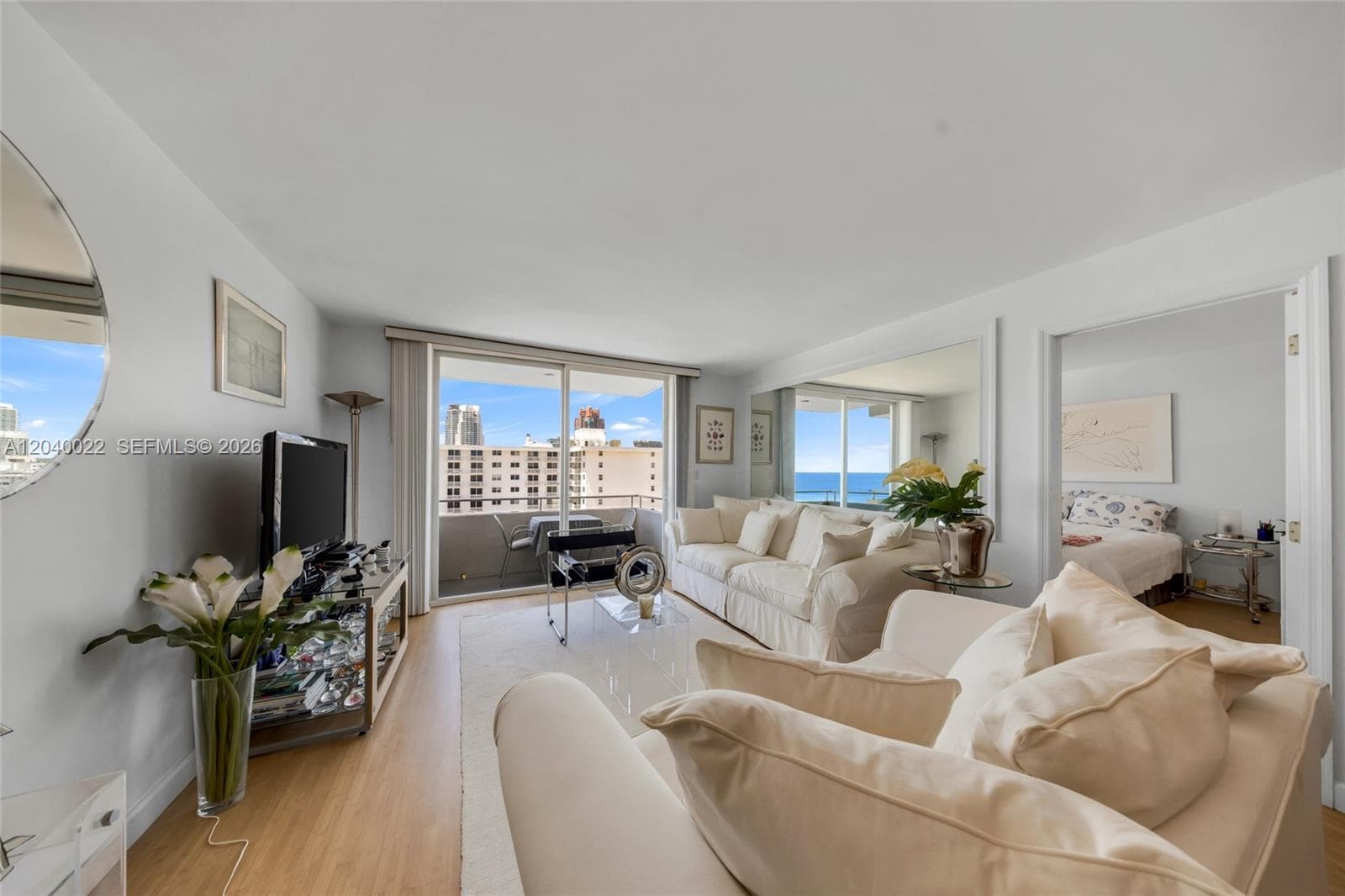 465 Ocean Dr 1009 photo 3